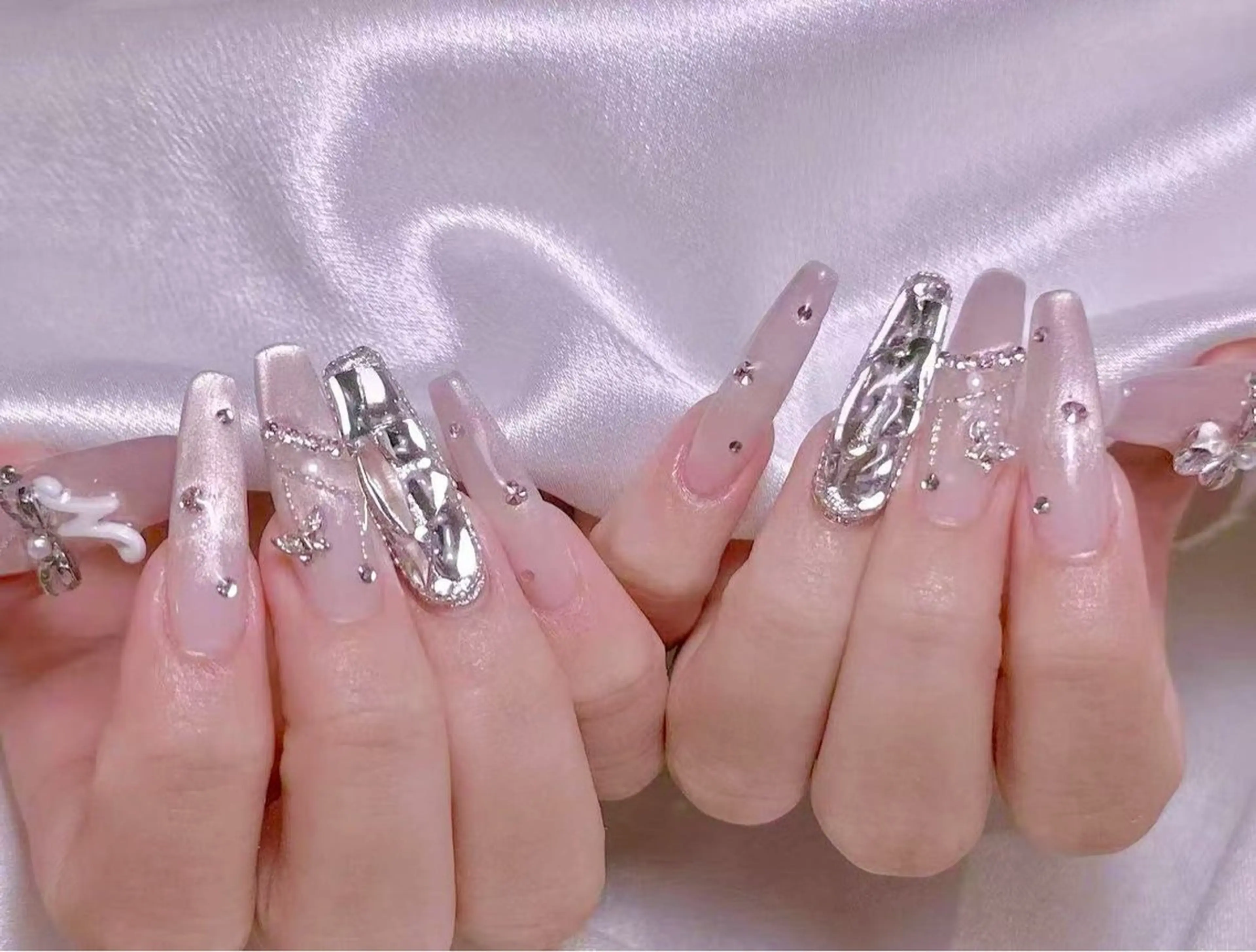 ネイル ハンドネイル リン リンのネイルデザイン