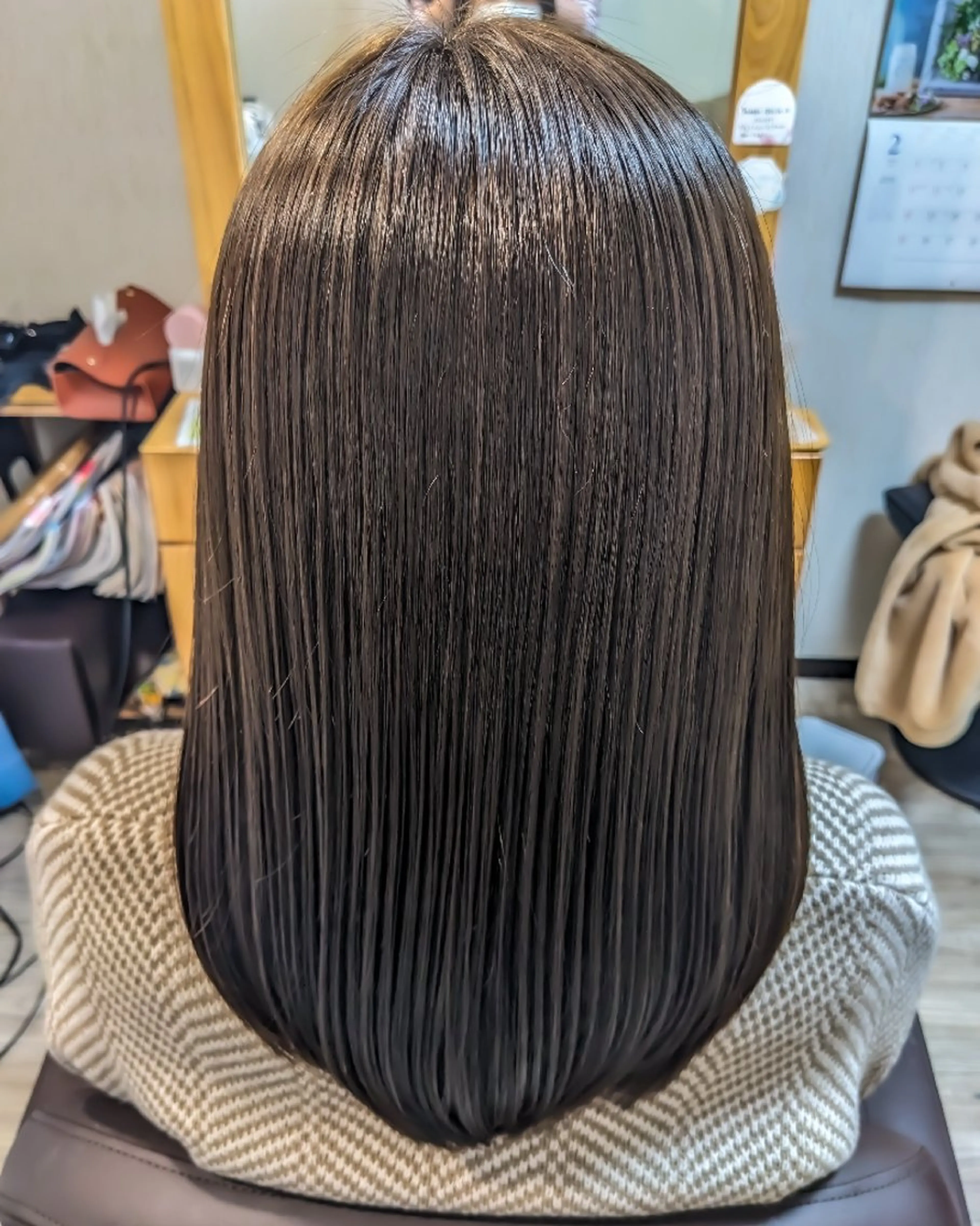 セミロング カラー 髪質改善 池田 恵久美のヘアスタイル