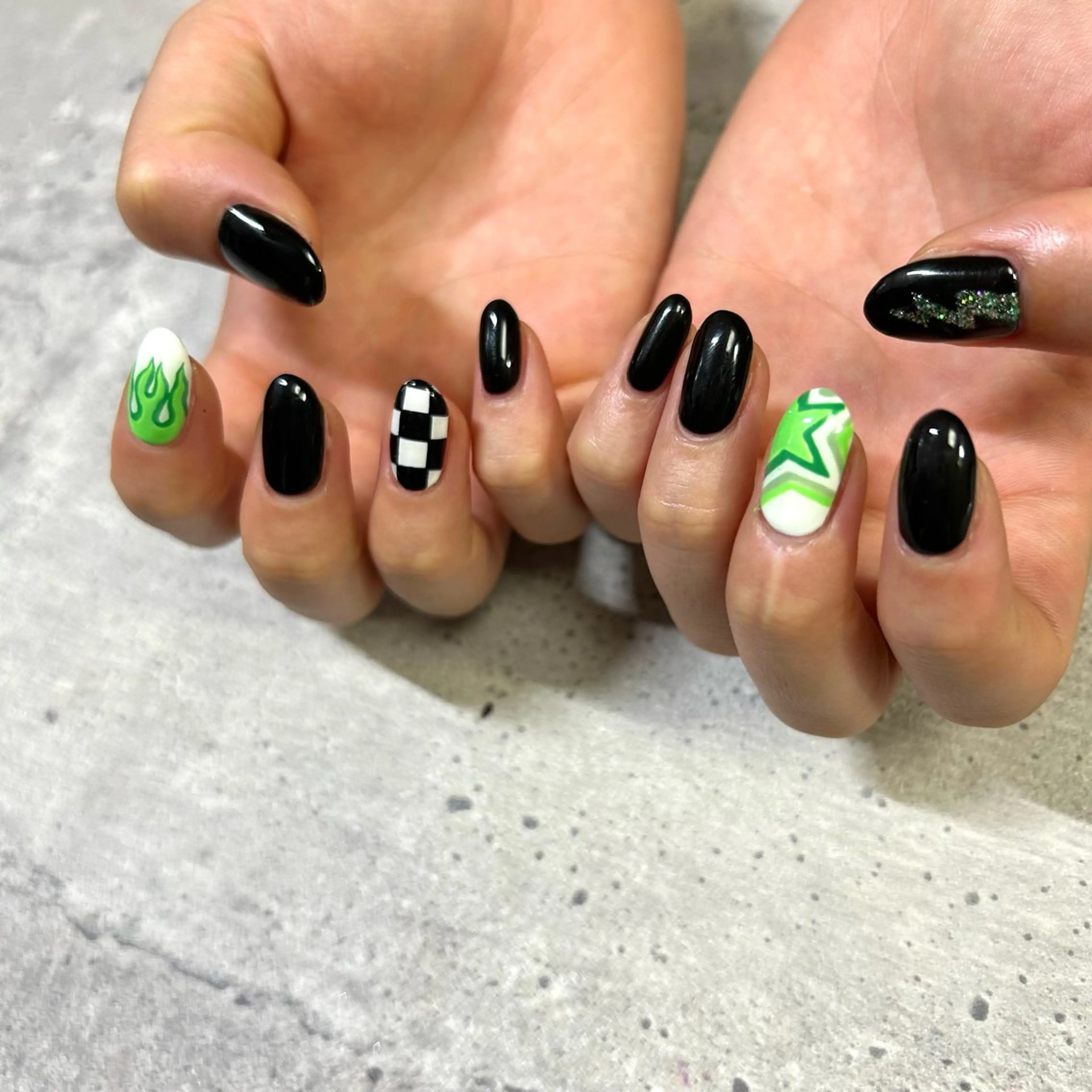 ネイル ハンドネイル ハンドケア 今福鶴見ネイル 8(ｴｲﾄ)のネイルデザイン