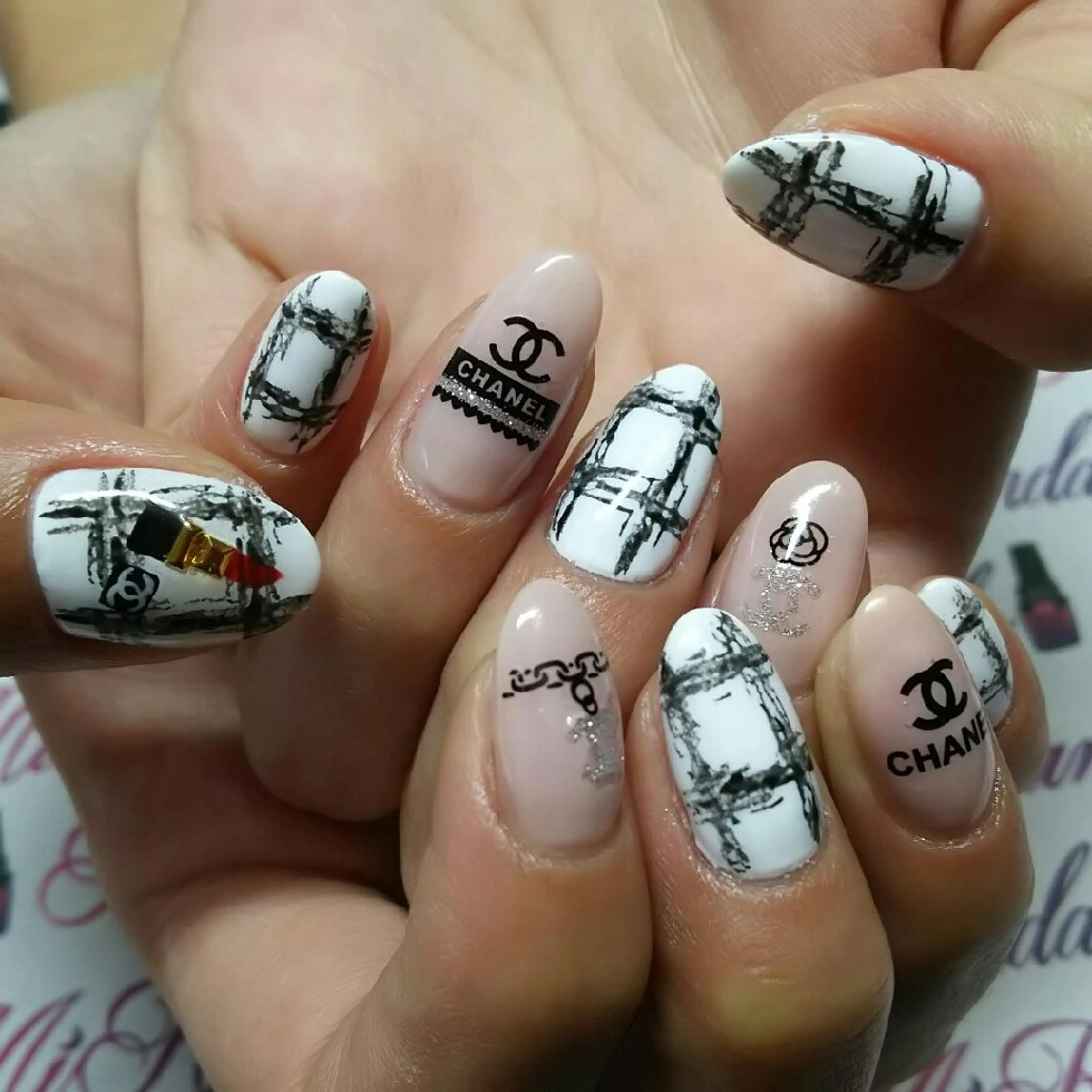 ネイル カラー MiRanda Nail所属・MiRanda 保坂 舞のネイルデザイン