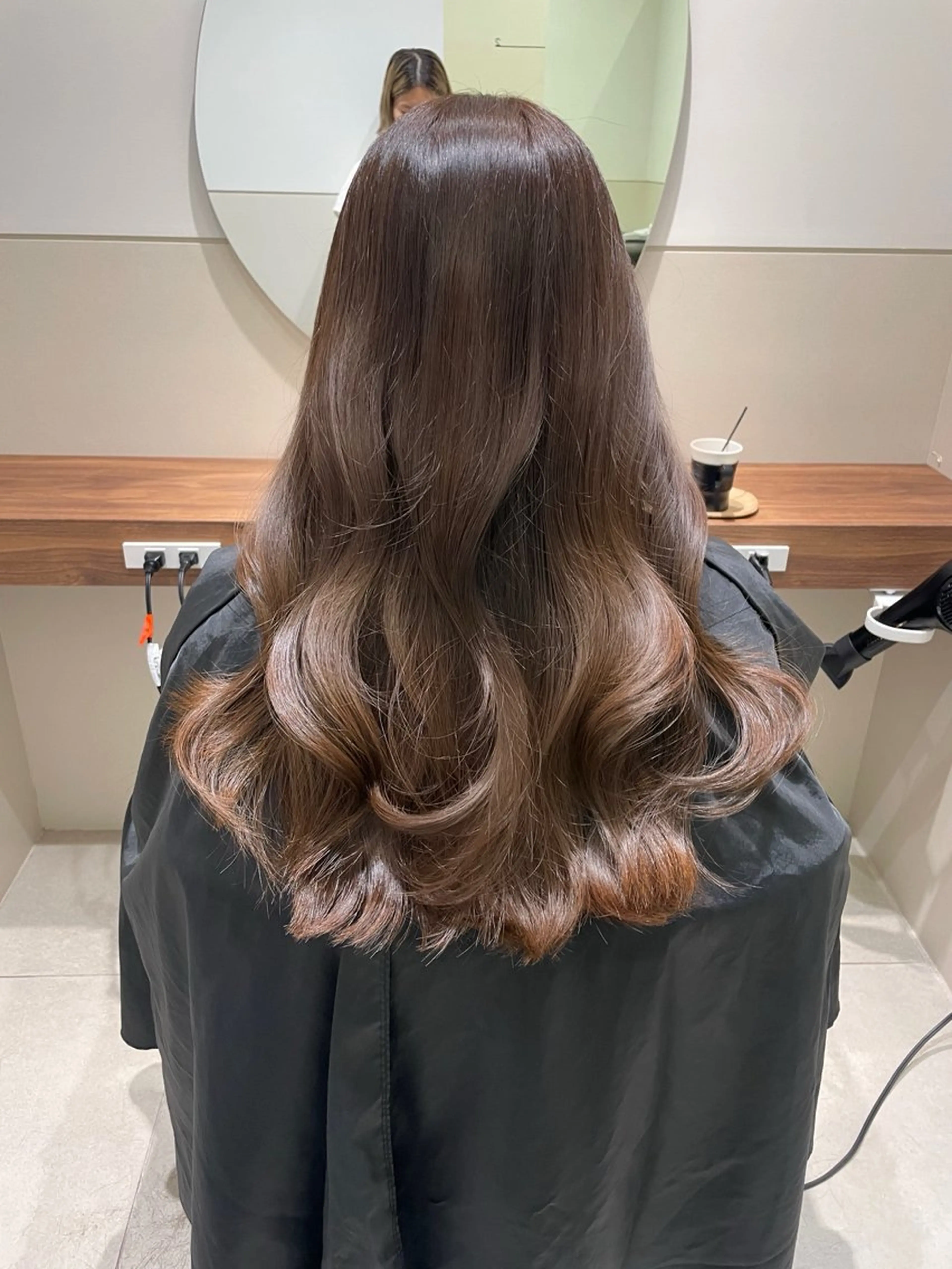 ロング カラー 透明感カラー カット ヘアカラー トリートメント 岩田菜央 《武蔵小杉》のヘアスタイル