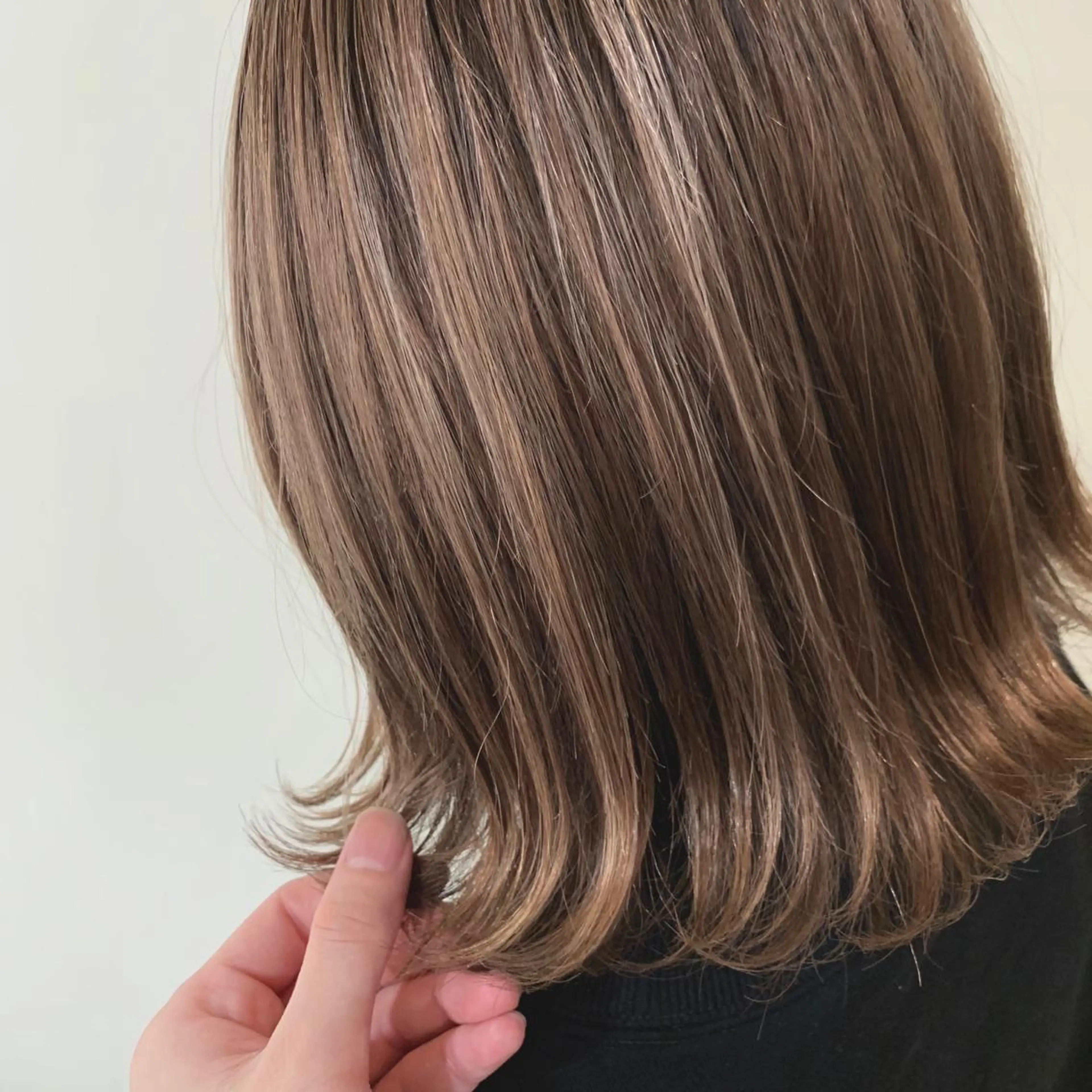 ミディアム カラー ハイライトカラー ハイライト 山下 直人のヘアスタイル