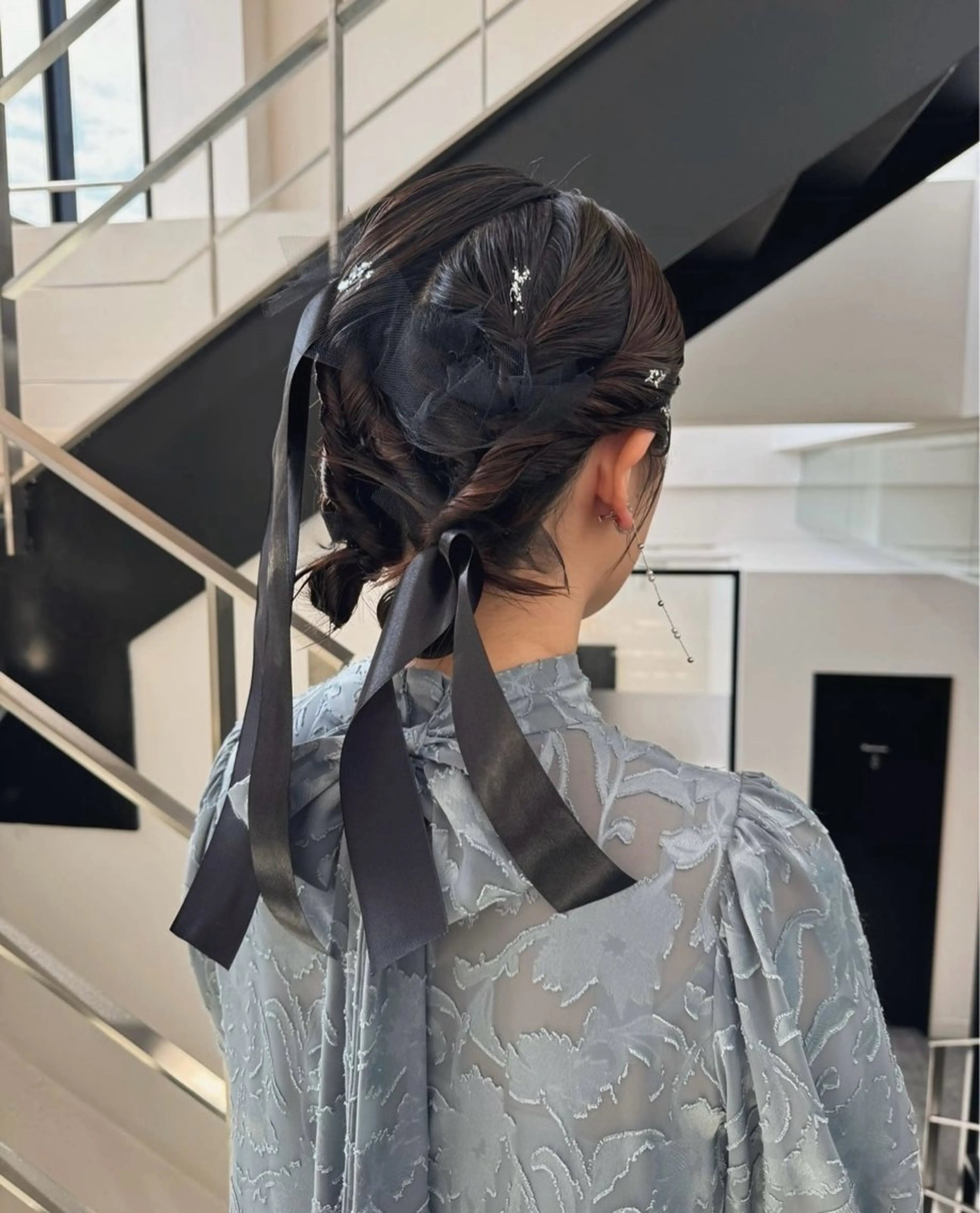 ミディアム ヘアアレンジ ヘアセット MISUZU🪡 ナチュラルモードのヘアスタイル