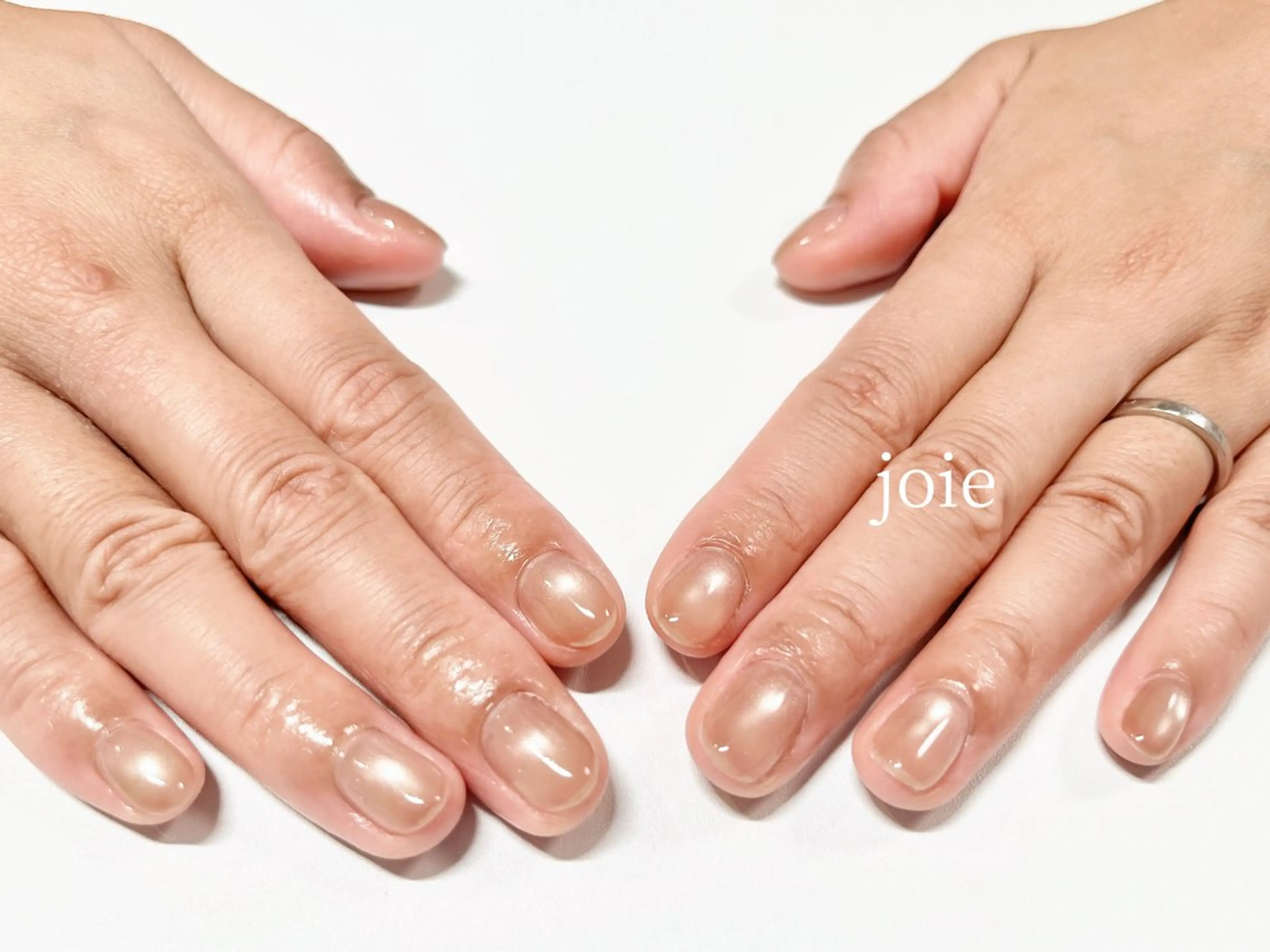 ネイル キラキラネイル 韓国ネイル マグネットネイル ニュアンスネイル オフィスネイル ハンドネイル Nailist Mikuのネイルデザイン