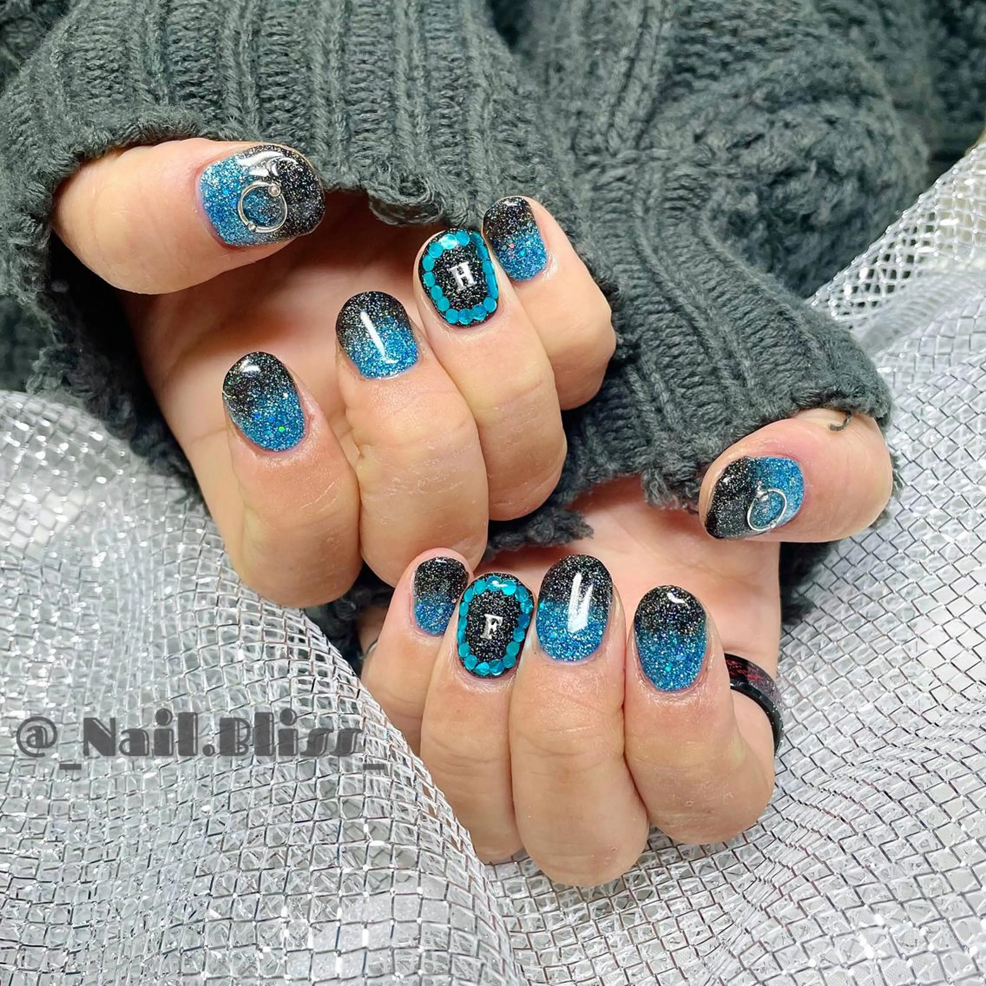 ネイル ラメ(グリッター) ラメグラデーション ハンドネイル NAIL BLISSのネイルデザイン