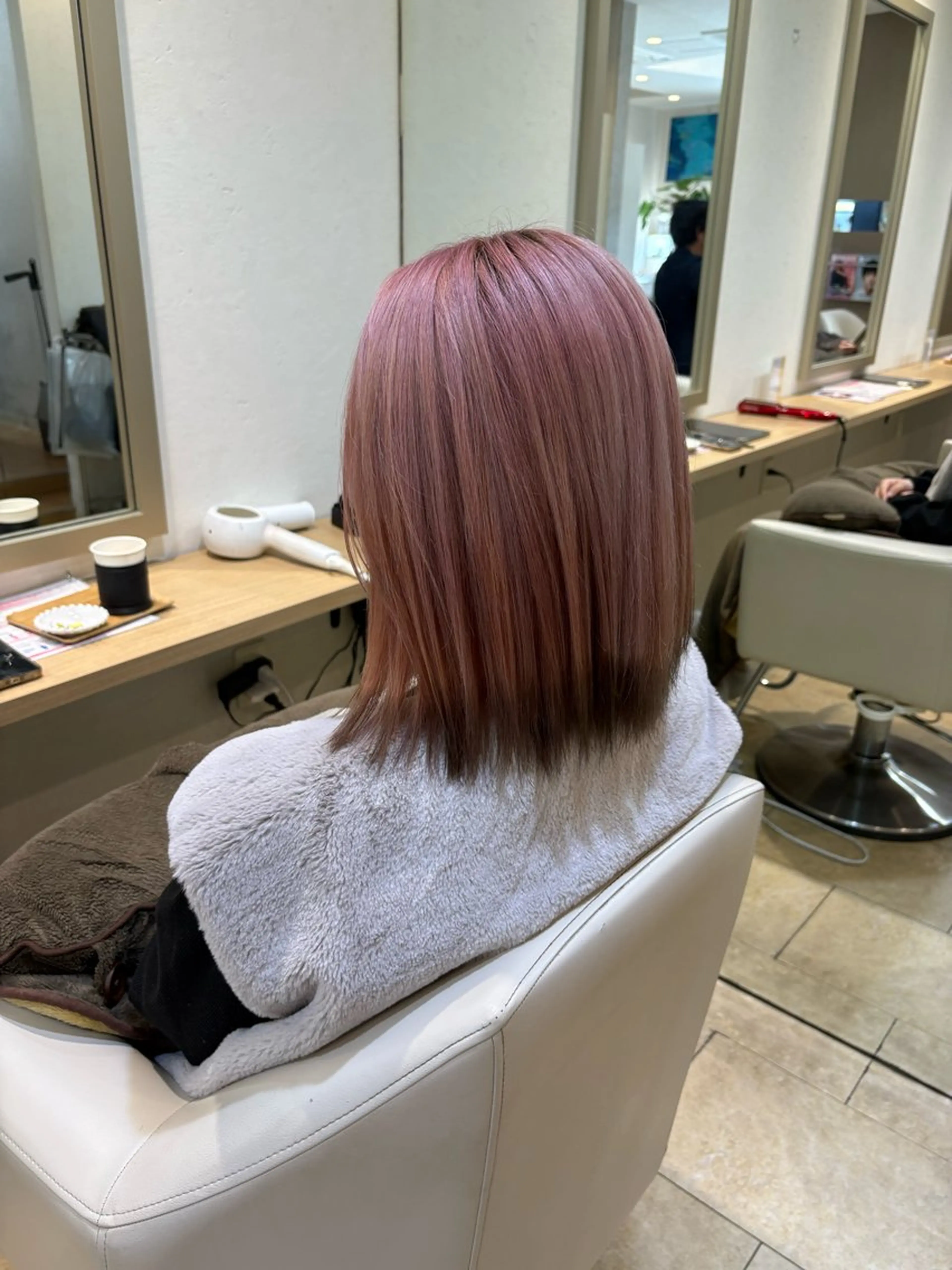 ミディアム カラー あいり 福岡美容師のヘアスタイル