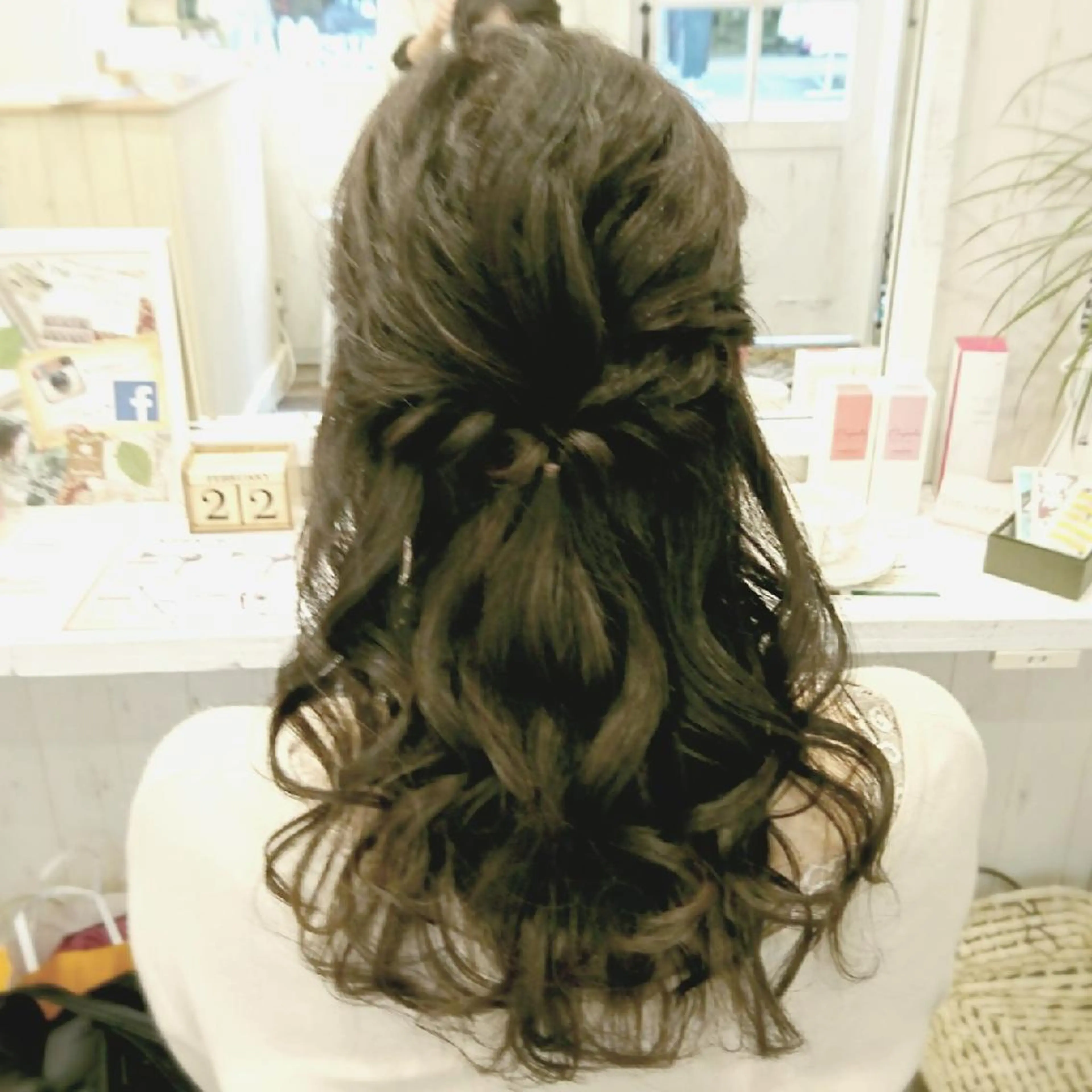 ヘアセット(ハーフアップ、アップスタイル)の写真