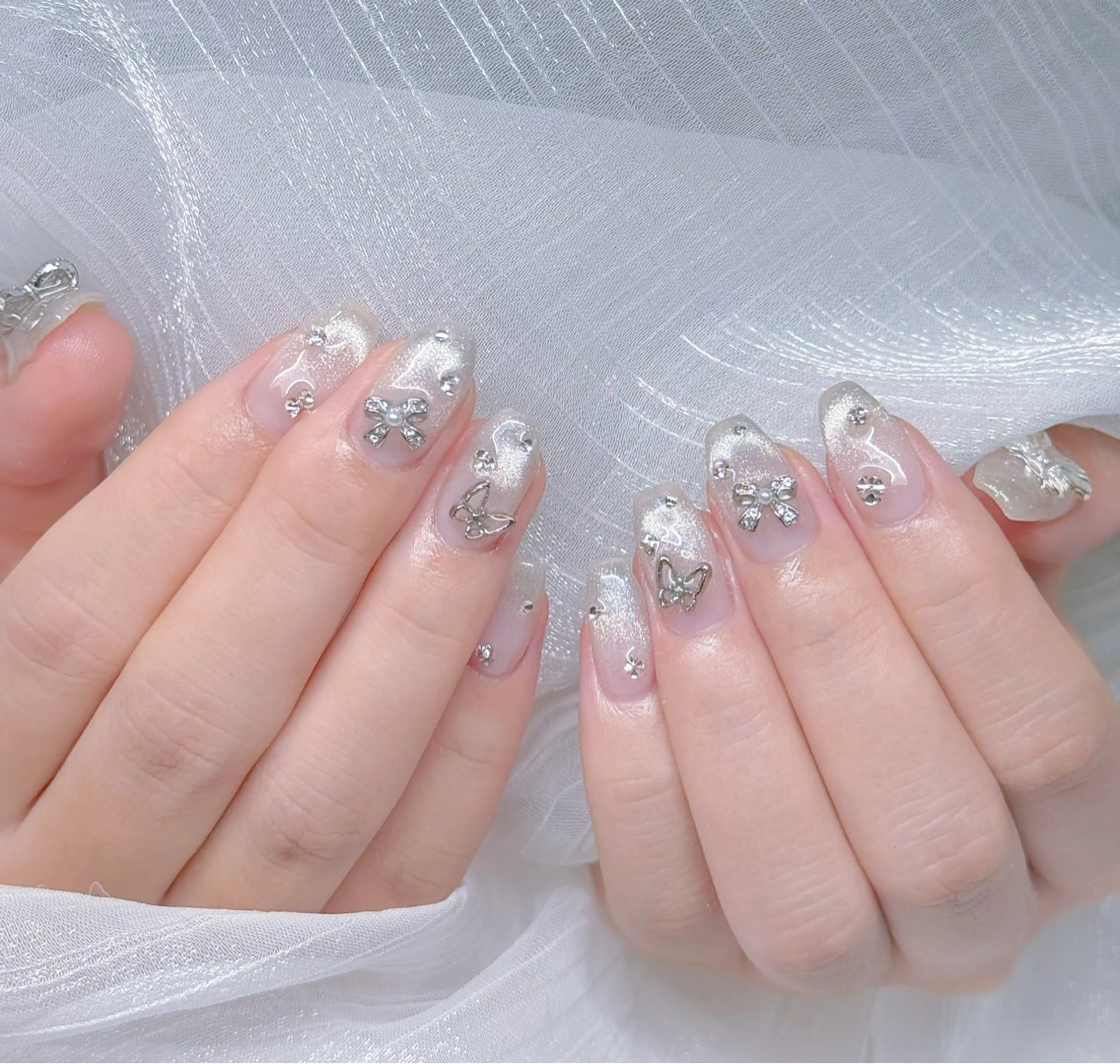 ネイル チークネイル フレンチネイル 韓国ネイル マグネットネイル ミラーネイル ハンドネイル MILO 168 池袋のネイルデザイン