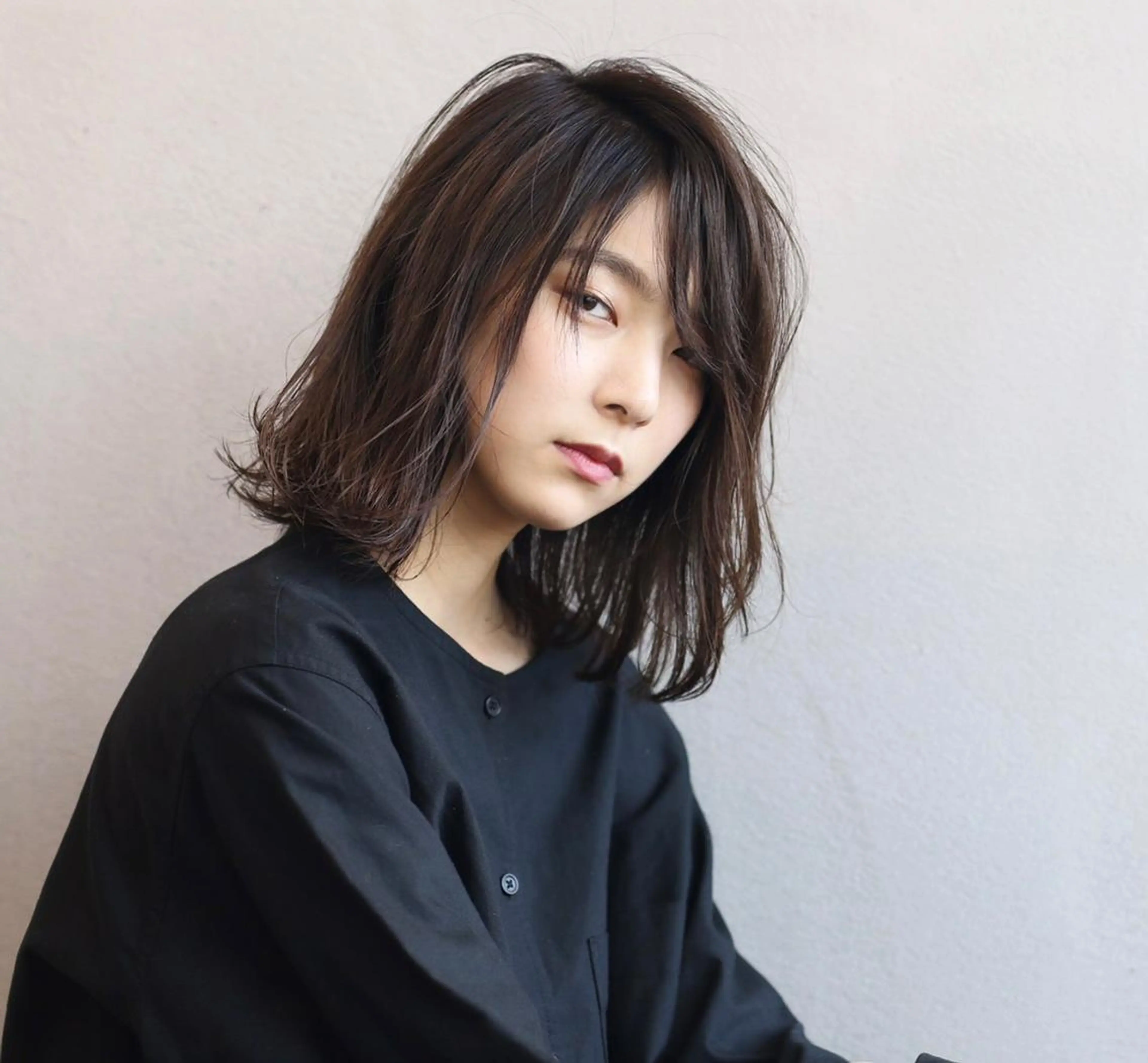 ミディアム カラー パーマ ヘアアレンジ メンズ キッズ ネイル マツエク・マツパ カット ヘアカラー #tag 稗田綾加のヘアスタイル