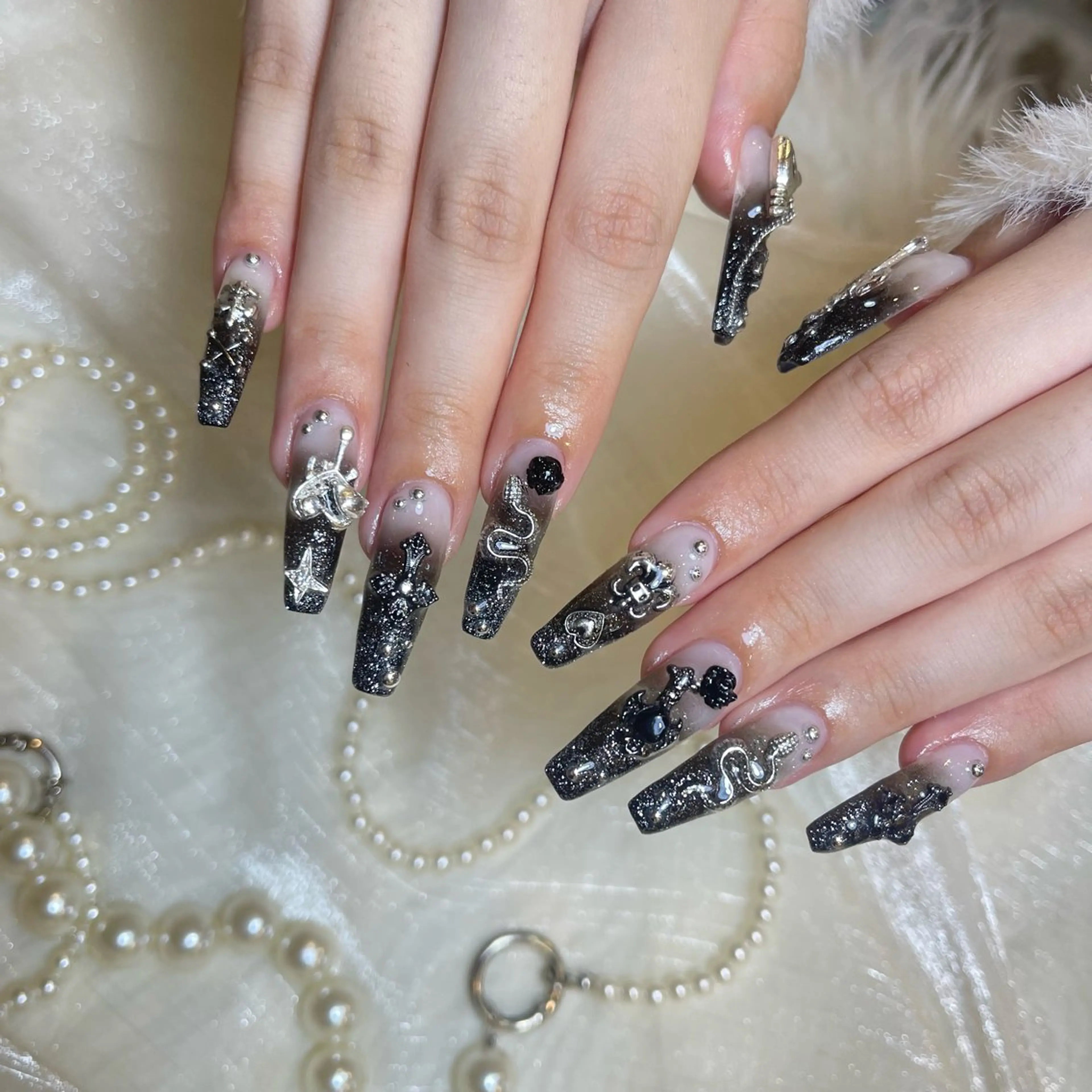 ミディアム Chiin Nailのネイルデザイン