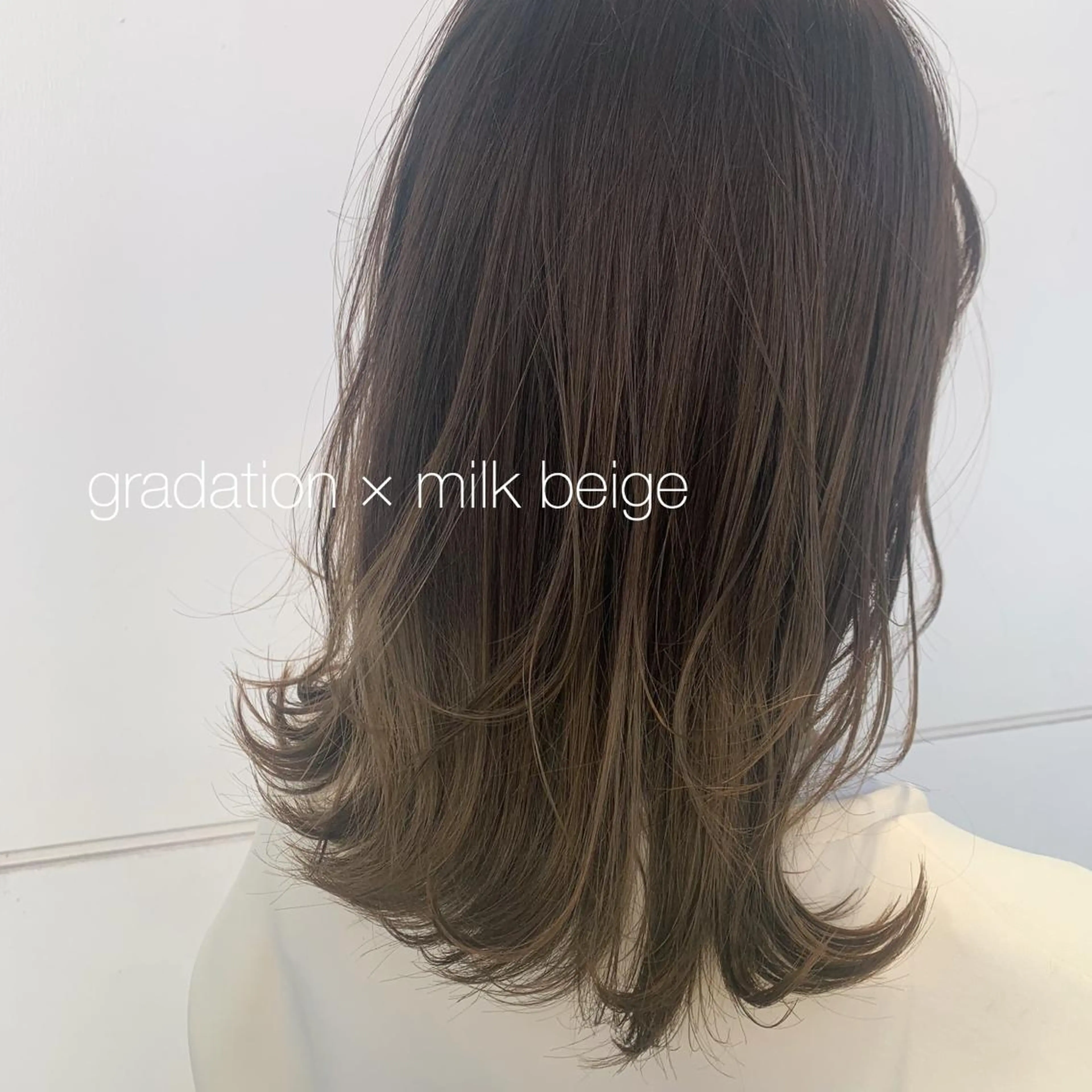 セミロング カラー RINA🧤 デザインとボブのヘアスタイル