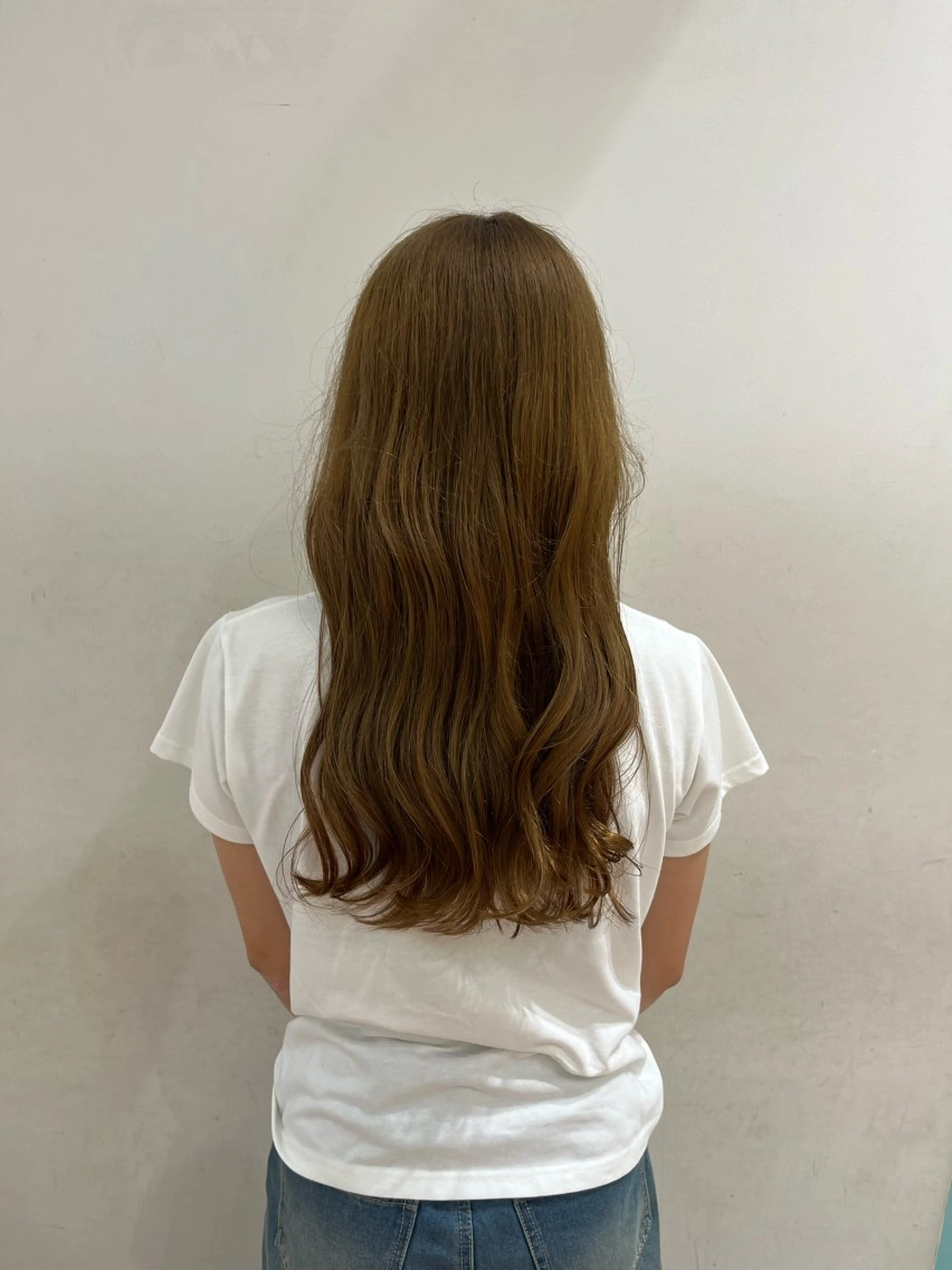 ロング 荒川 三希のヘアスタイル