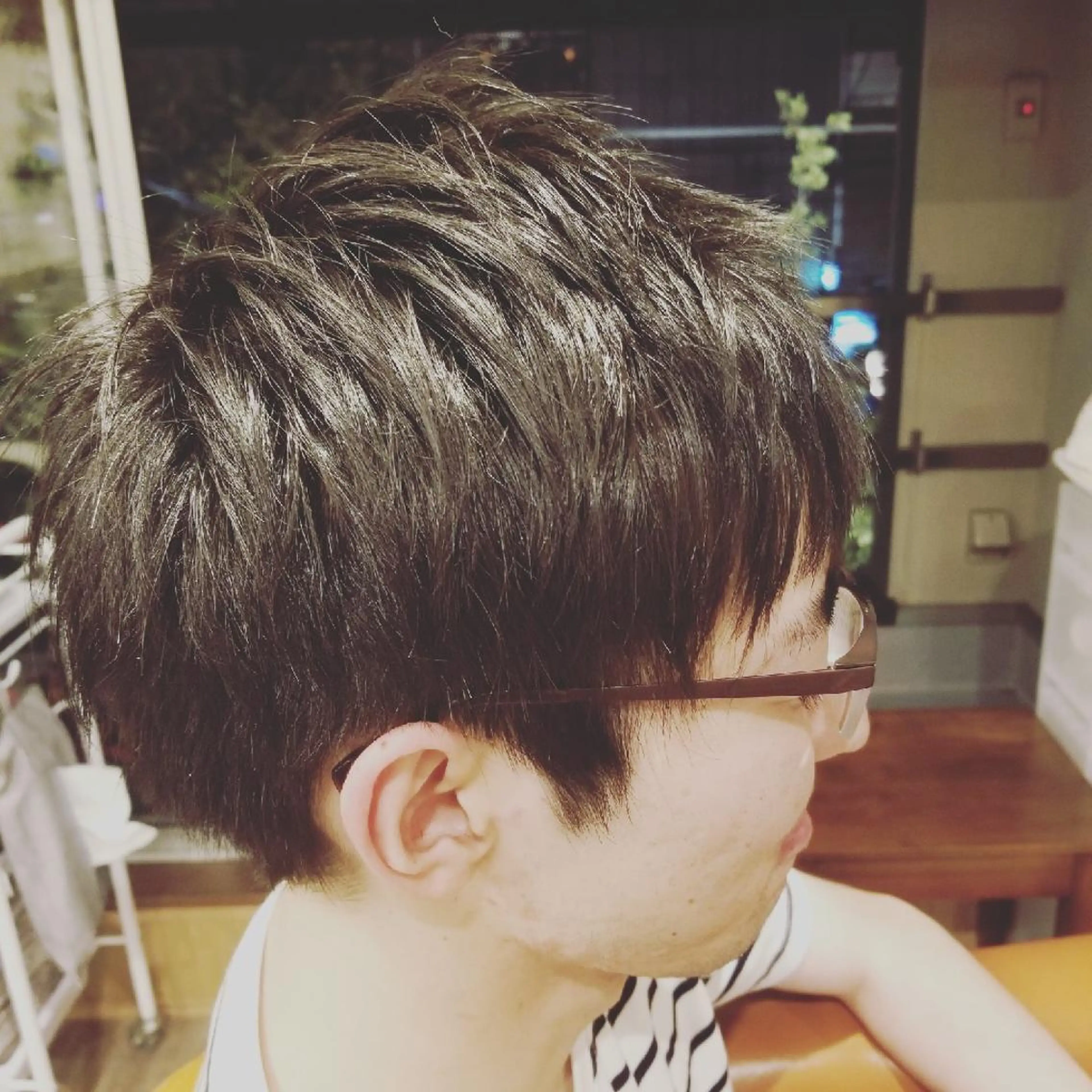 ショート メンズ メンズバレイヤージュ 外国人風カラー レイヤーカット spa hair  ark 富井直美のヘアスタイル