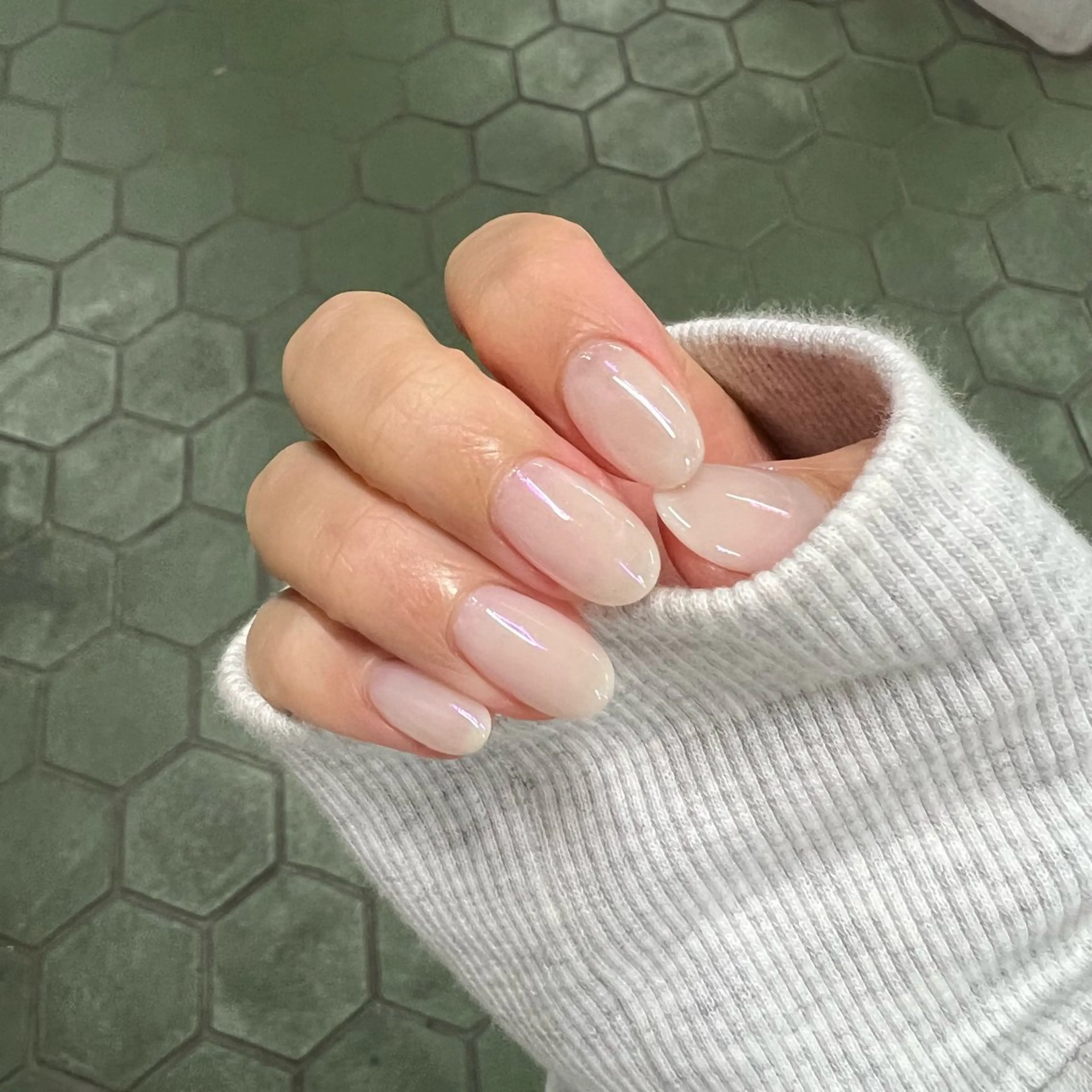 ネイル オーロラネイル ワンカラーネイル 03.nails 原宿所属・s aのネイルデザイン