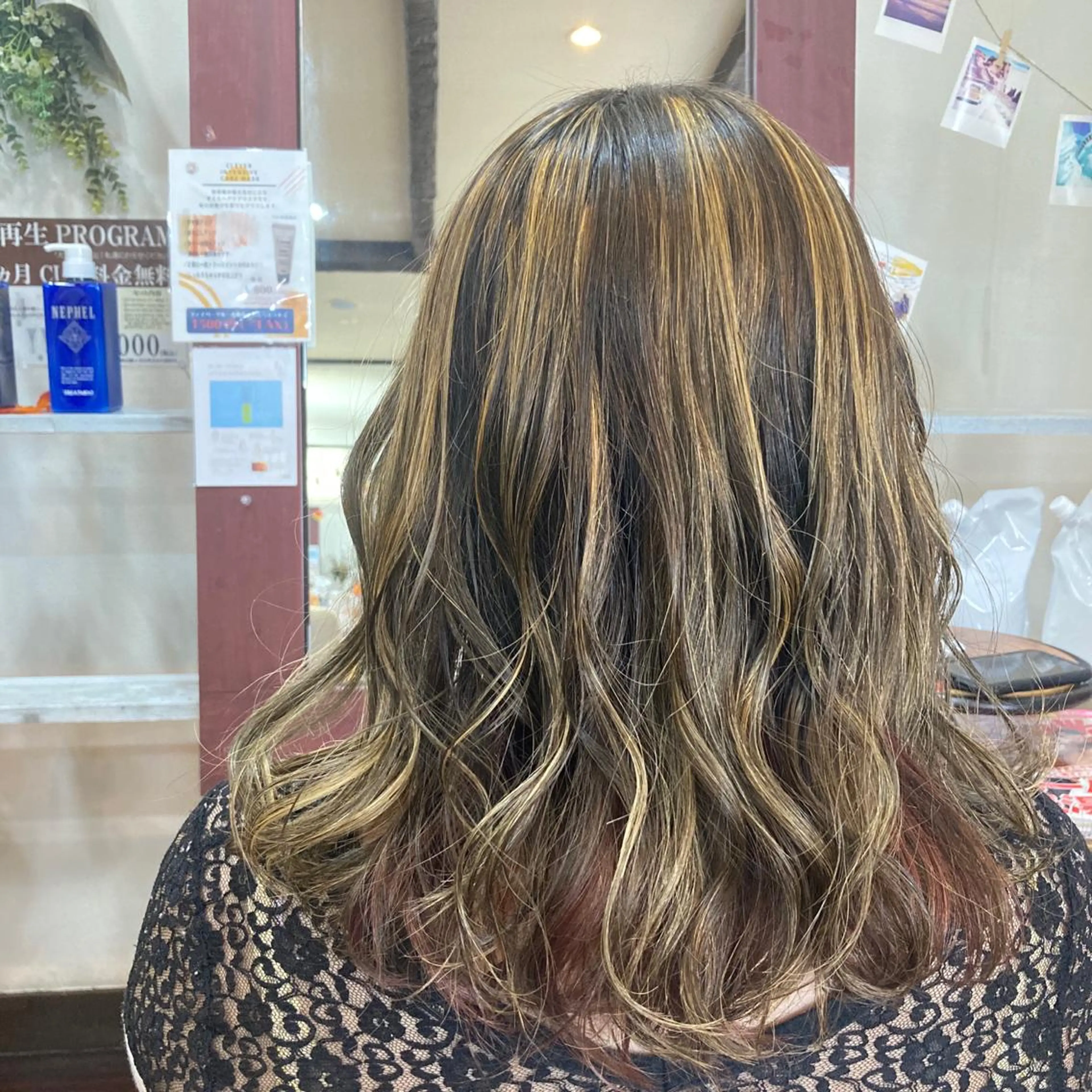 セミロング カラー Well‘s黒木🌿 レイヤー💎寒色のヘアスタイル