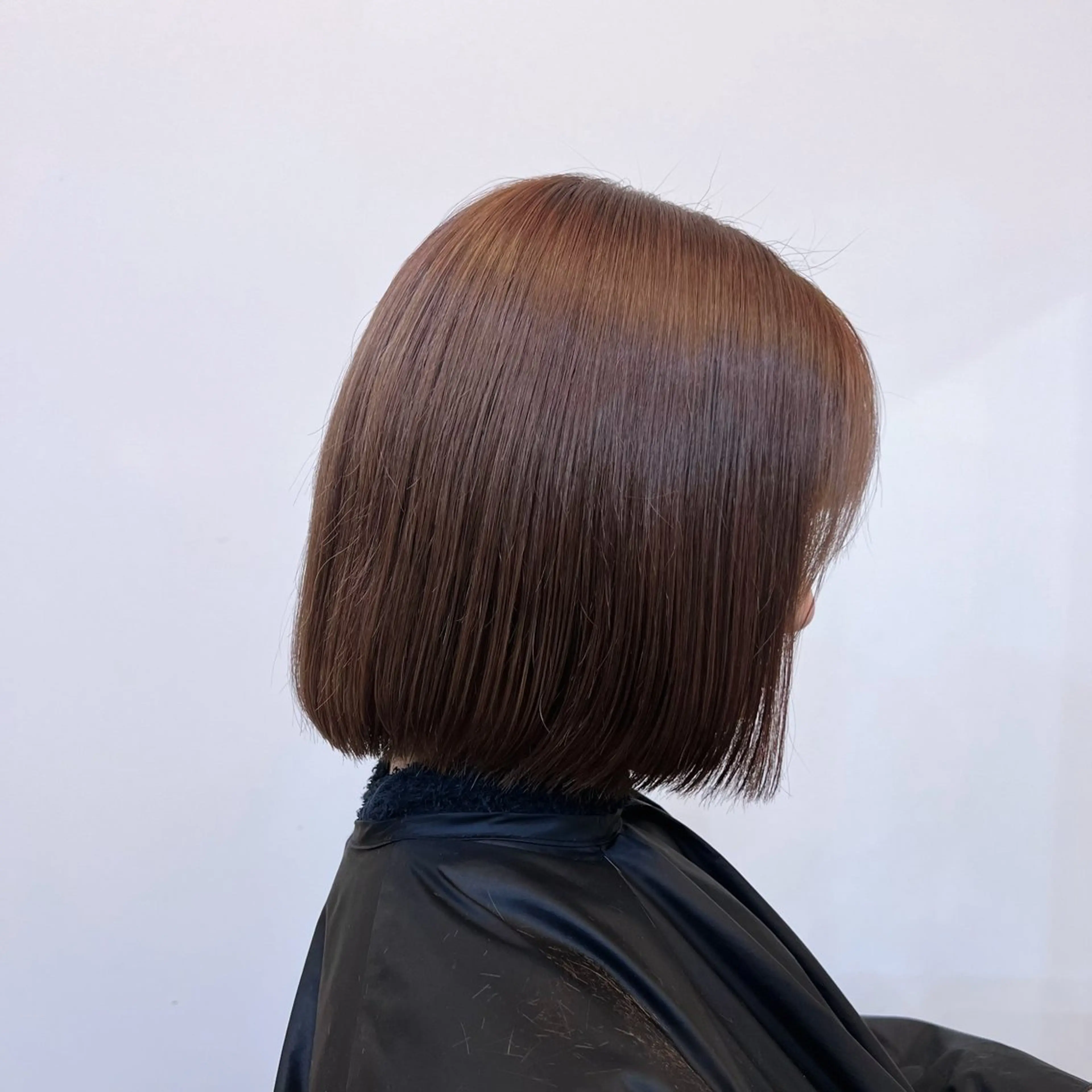 ロング カラー パーマ アッシュ アッシュグレー アッシュグレージュ ベージュカラー 黒髪 ヘアカラー トリートメント ブリーチなし/ ベージュ/akiraのヘアスタイル