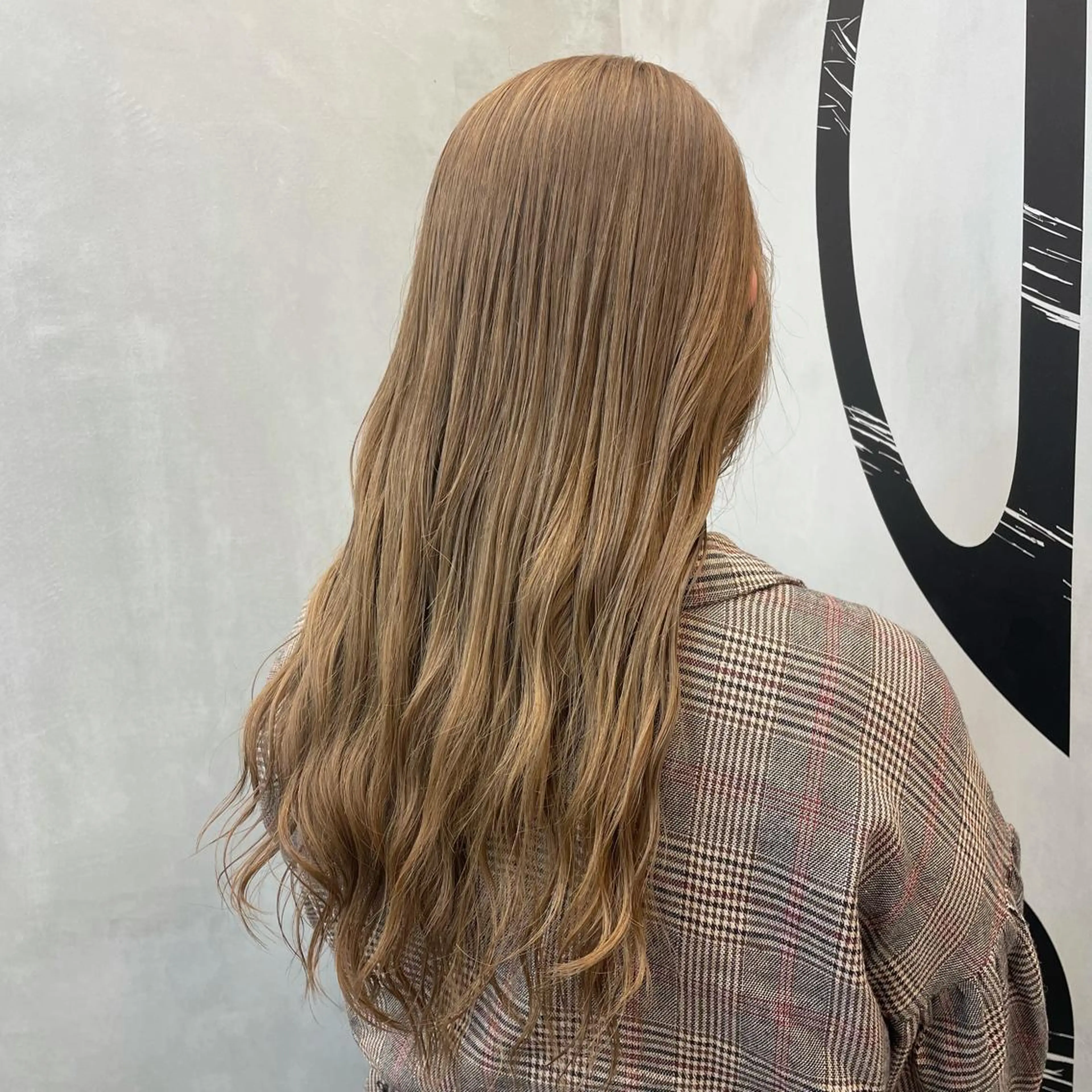 ロング 🫧艶髪/ブリーチ 🐳honami🫧のヘアスタイル