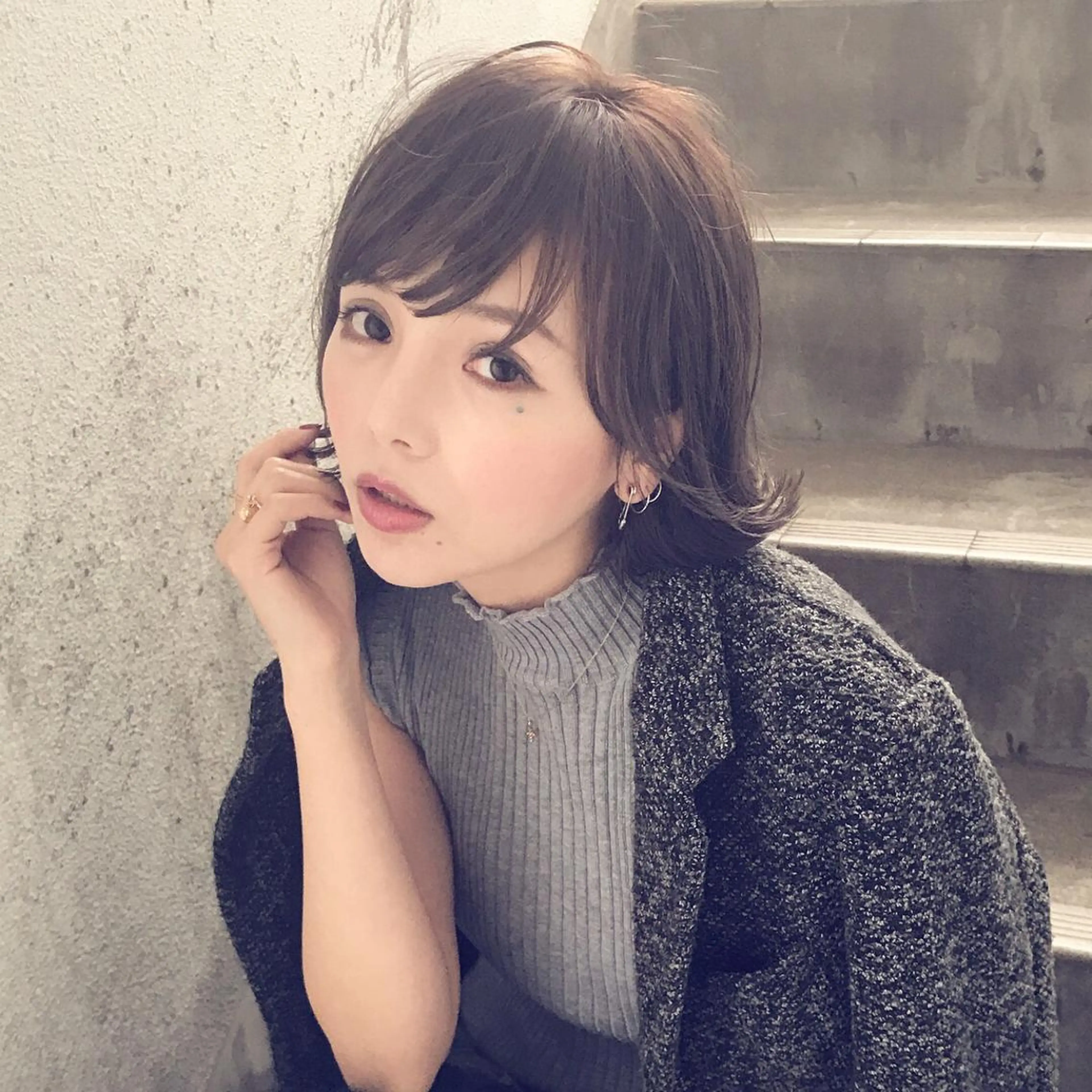 ショート ボブ 外ハネヘア カノンバイフラミューム所属・ショートは任せて ミヤザキのヘアスタイル