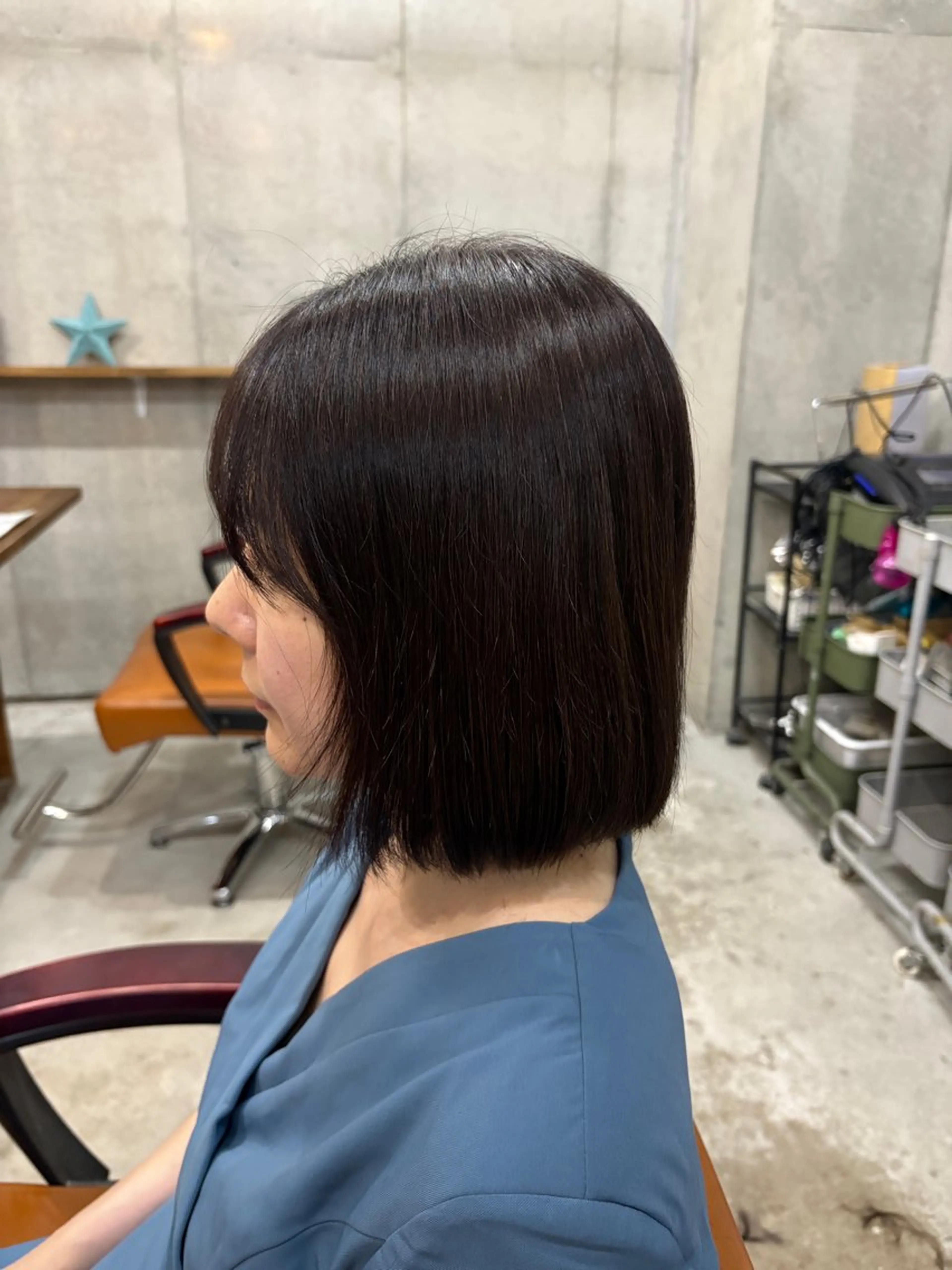 ミディアム 切りっぱなしボブ ボブ Trip 香椎所属・Yukino/ 透明カラー🫧のヘアスタイル