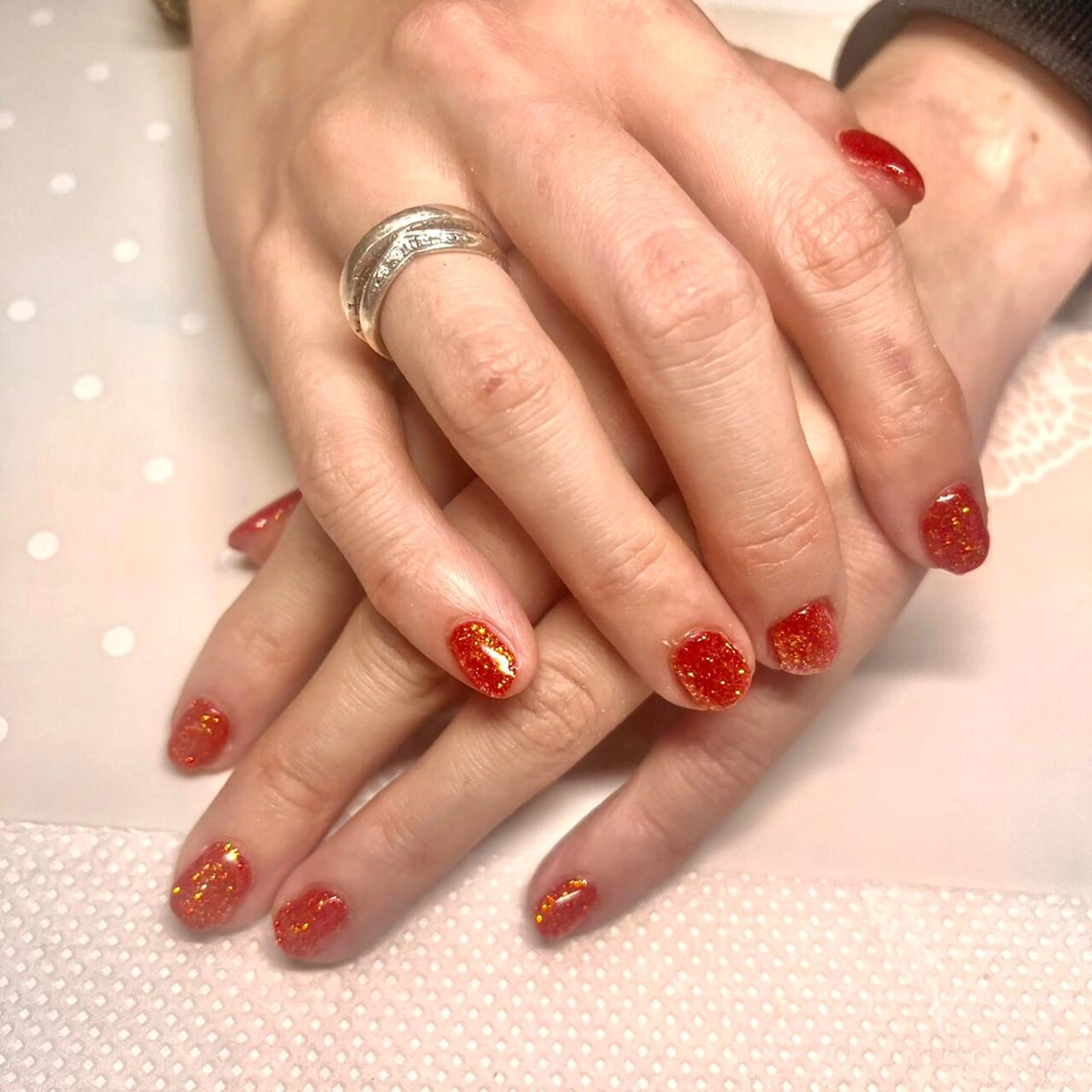 ネイル ラメ(グリッター) ワンカラーネイル 新宿ネイルサロン ジェミディローサ所属・新宿ネイルサロン ジェミディローサのネイルデザイン