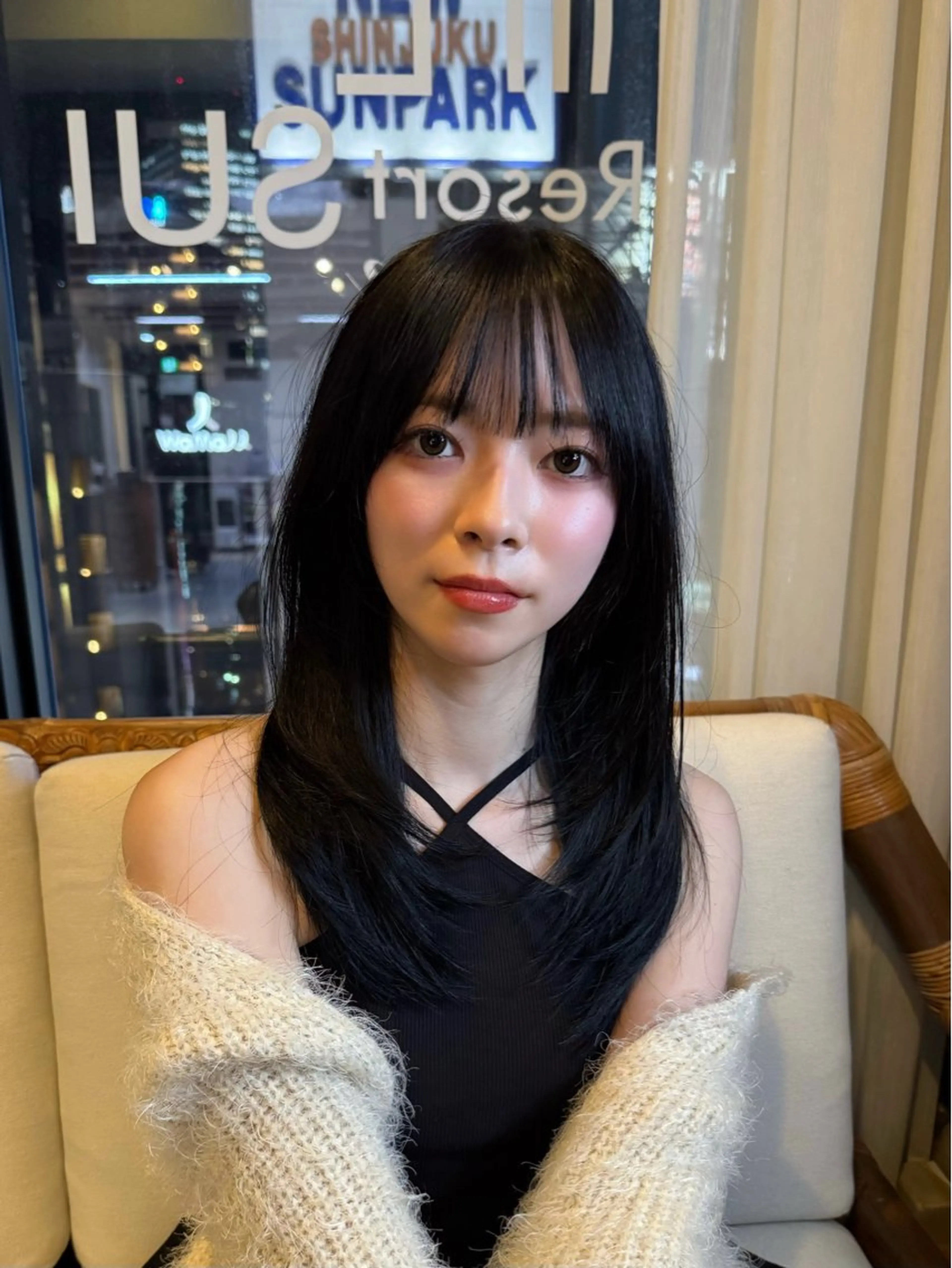 ロング カラー ロングレイヤー 黒髪 レイヤーカット ロング トリートメント カット Bonheur銀座 /前田 栞九郎のヘアスタイル