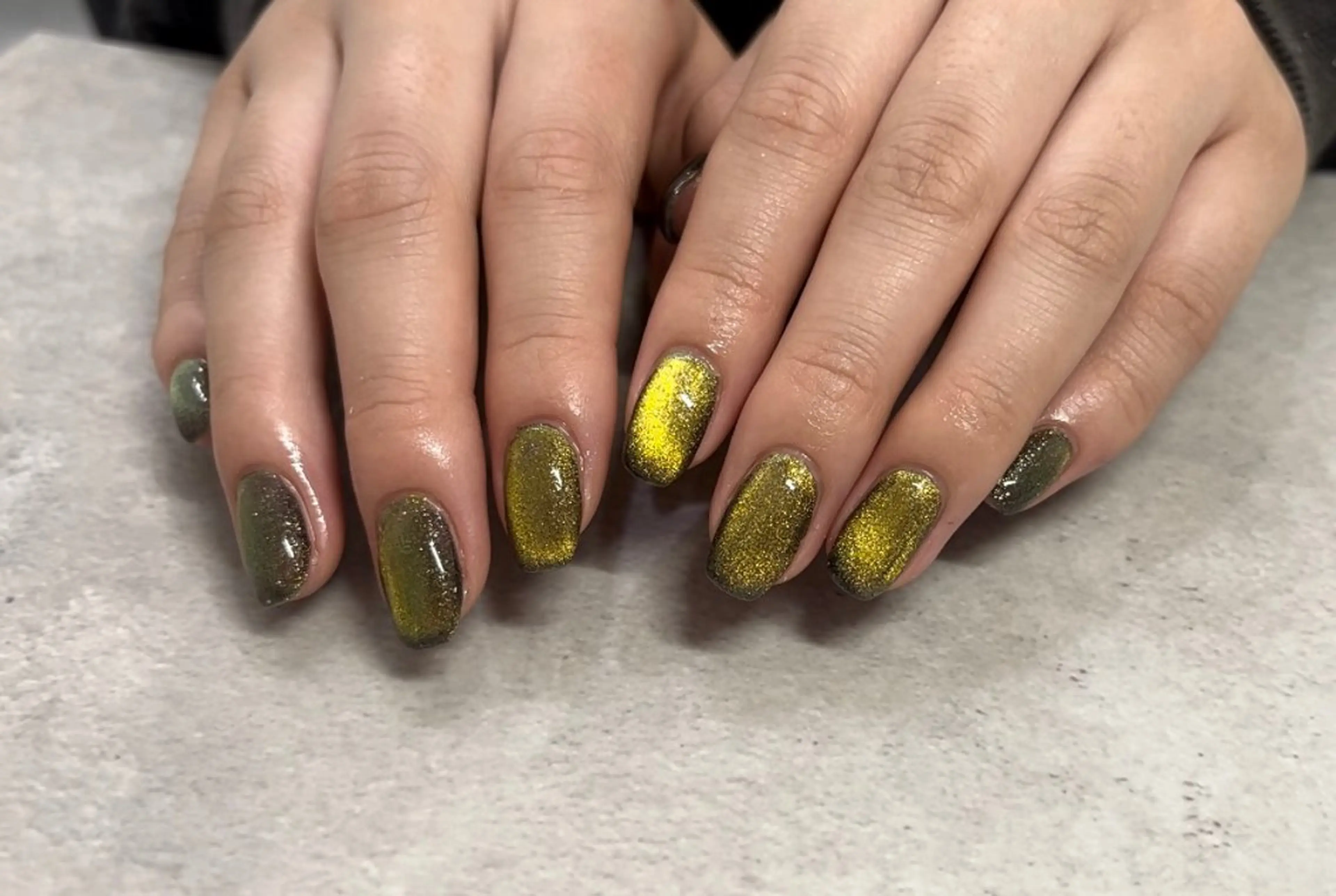 ネイル マグネットネイル Ray. Maayaのネイルデザイン