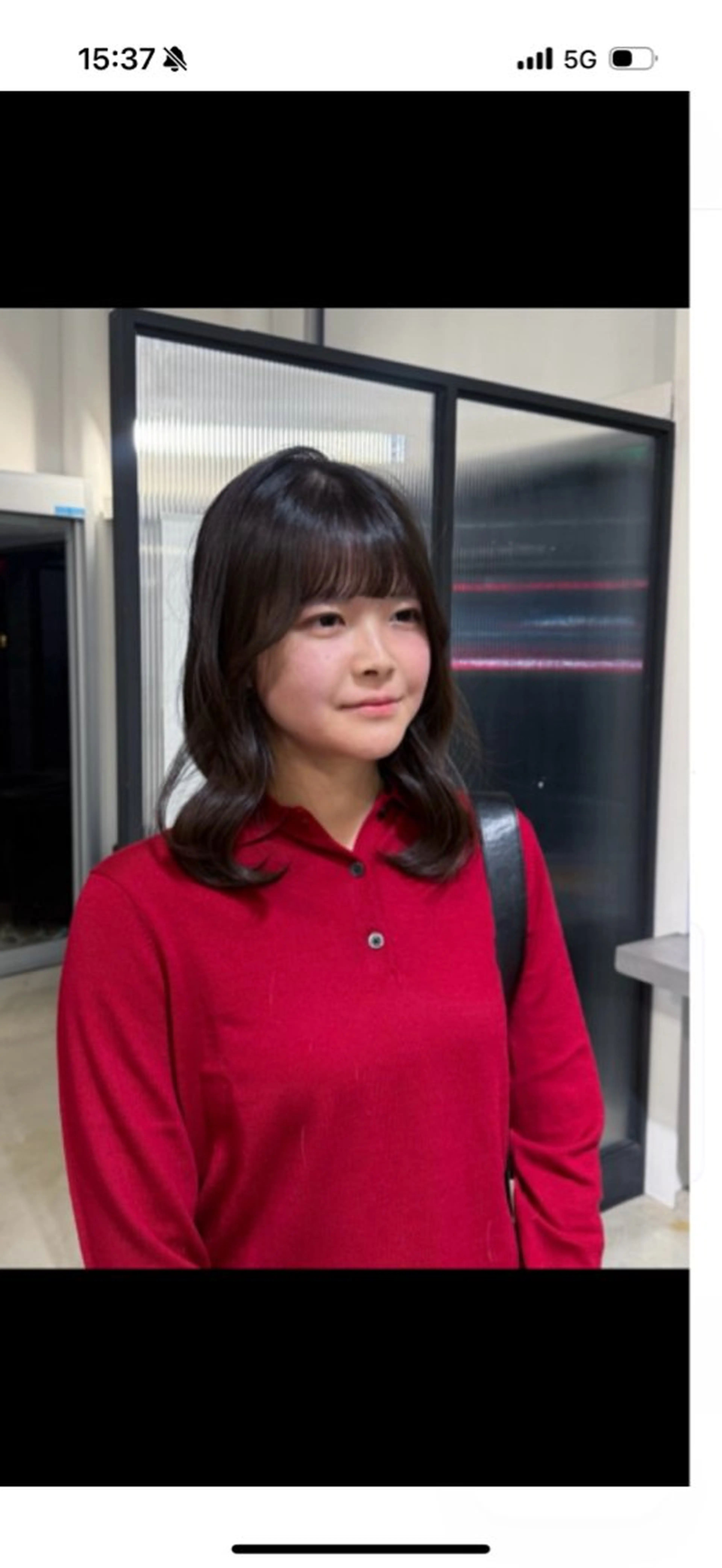 ミディアム 韓国ヘア/透明感カラ ー/メンズレディースのヘアスタイル