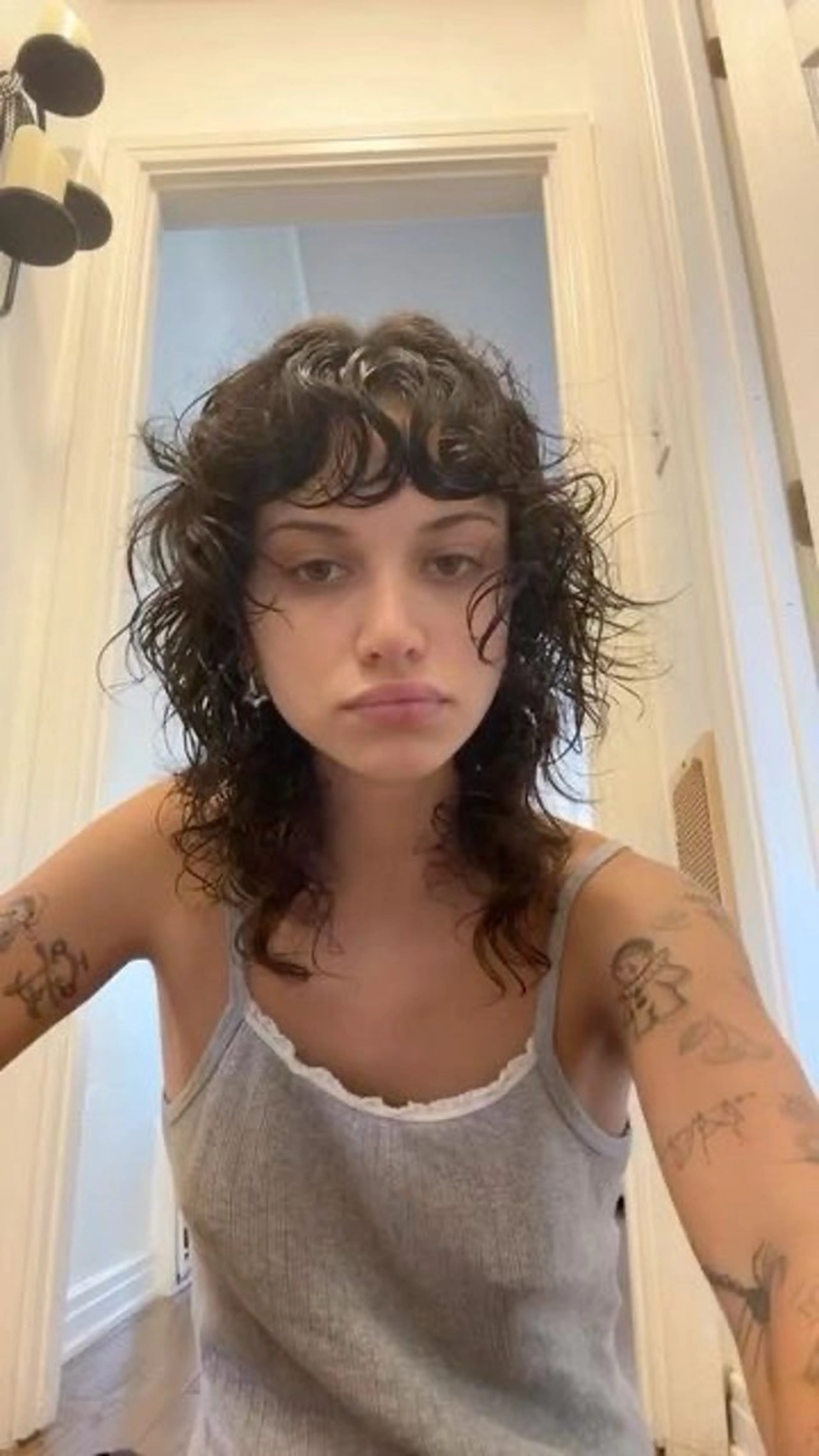 ミディアム パーマ Hair & make Lamp所属・梅田のブリーチ特化 美容師KAI🥰のヘアスタイル