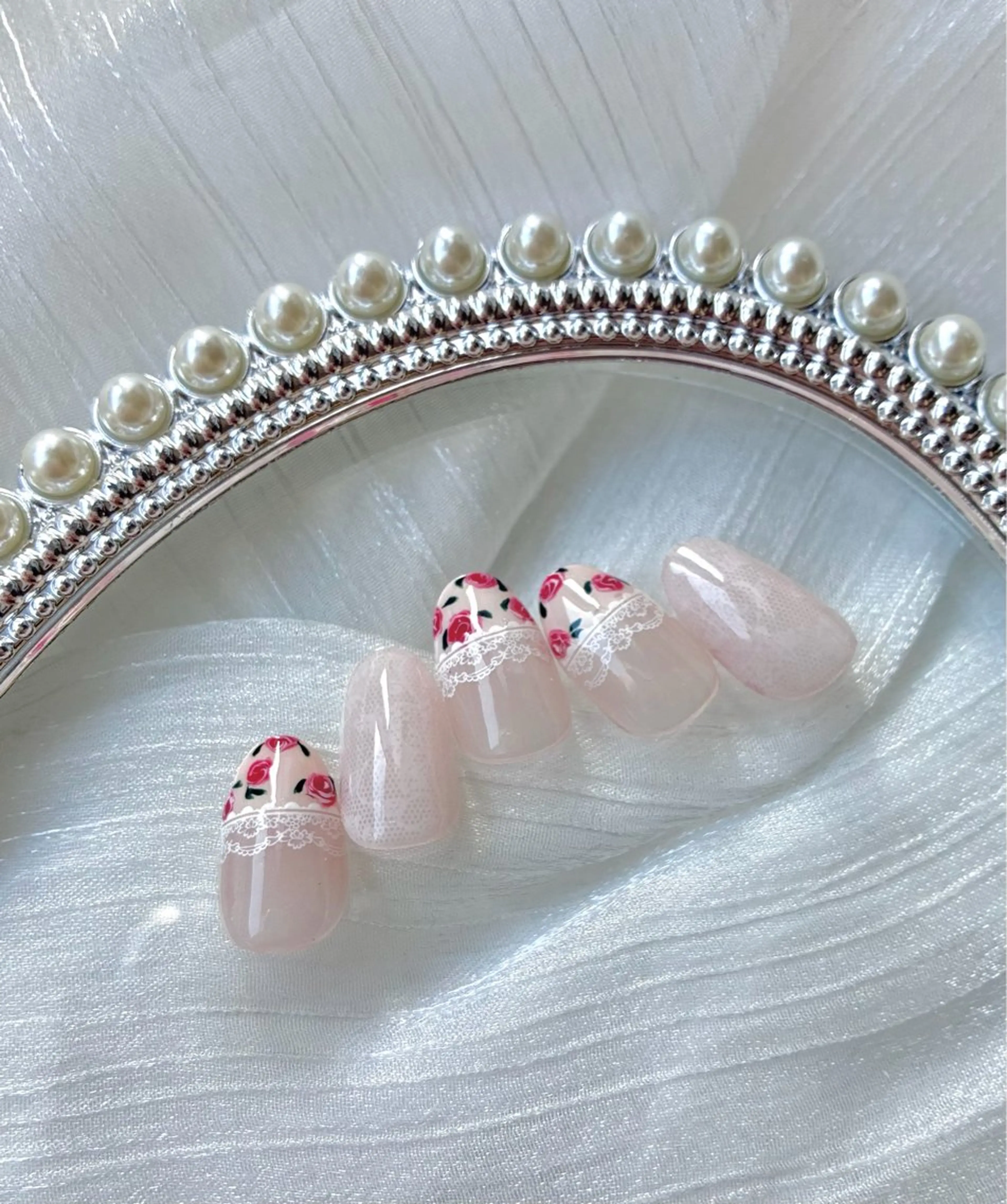 ネイル ハンドネイル 伊藤 菜緒のネイルデザイン