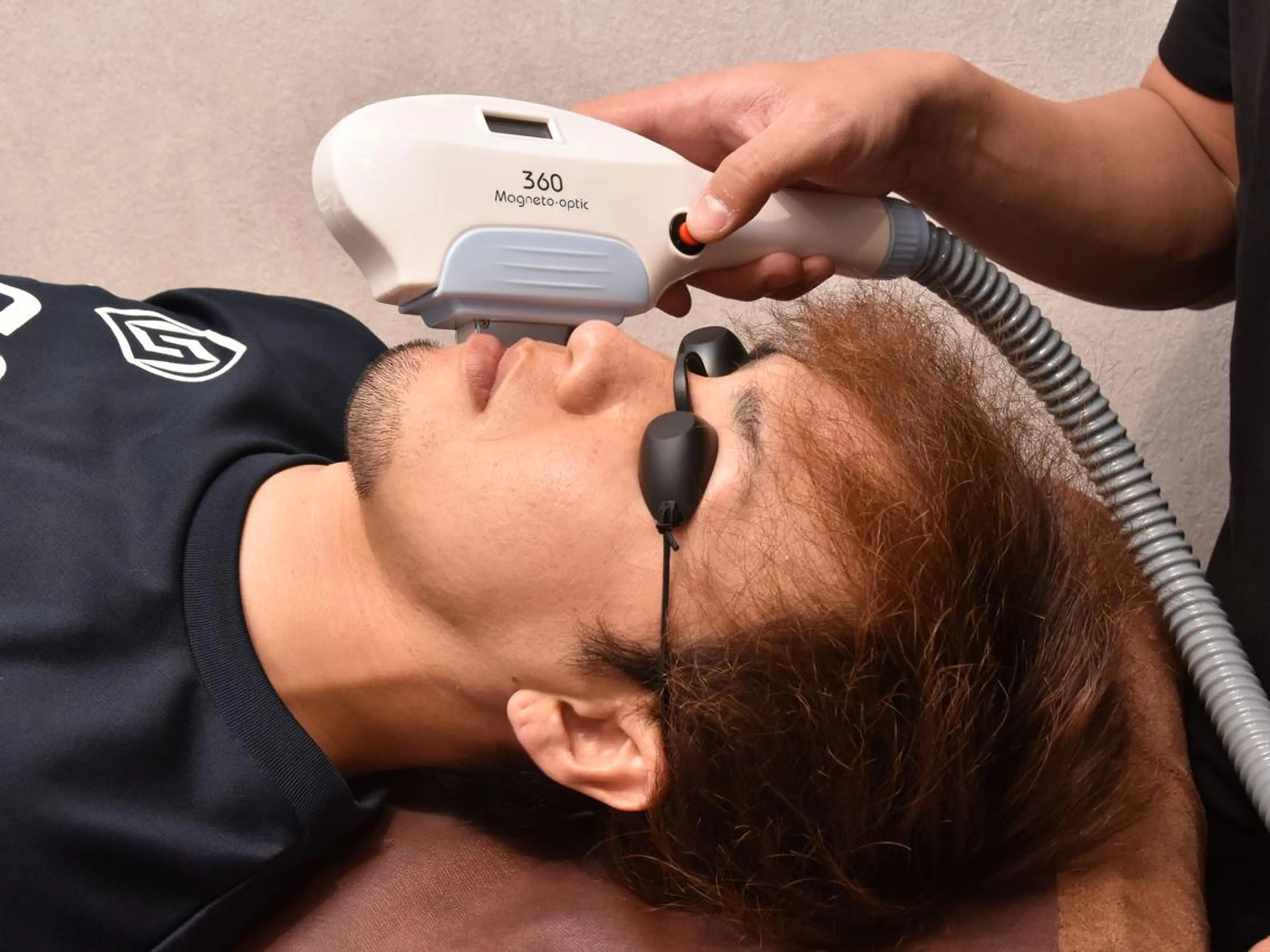 初めての方限定❗️【顔脱毛/ヒゲ脱毛】顔7箇所から選ぶ3箇所の写真