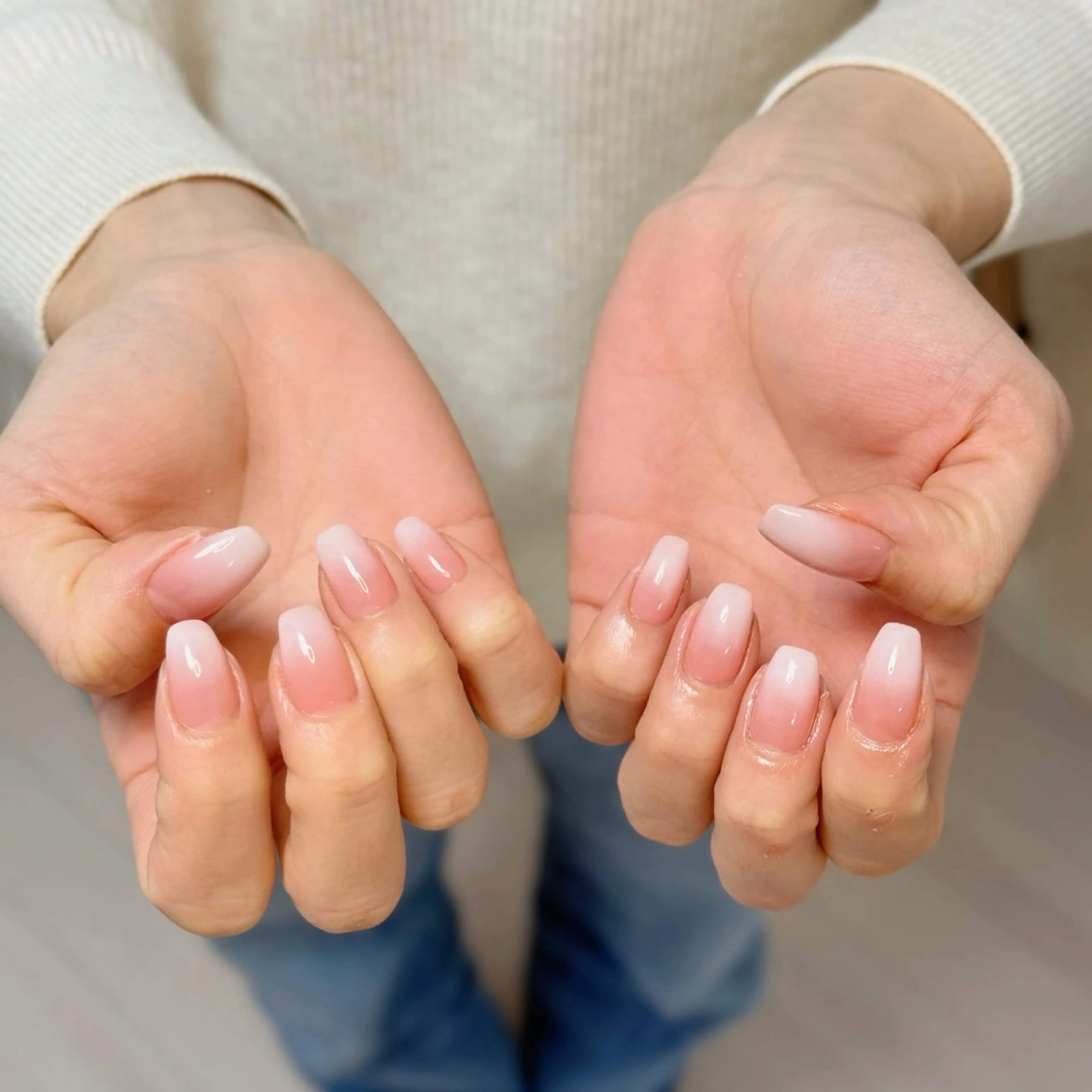 ネイル アートネイル オーロラネイル チークネイル フレンチネイル ガラスフレンチ ハンドネイル 🎀🎀YooLi Nail Salonのネイルデザイン