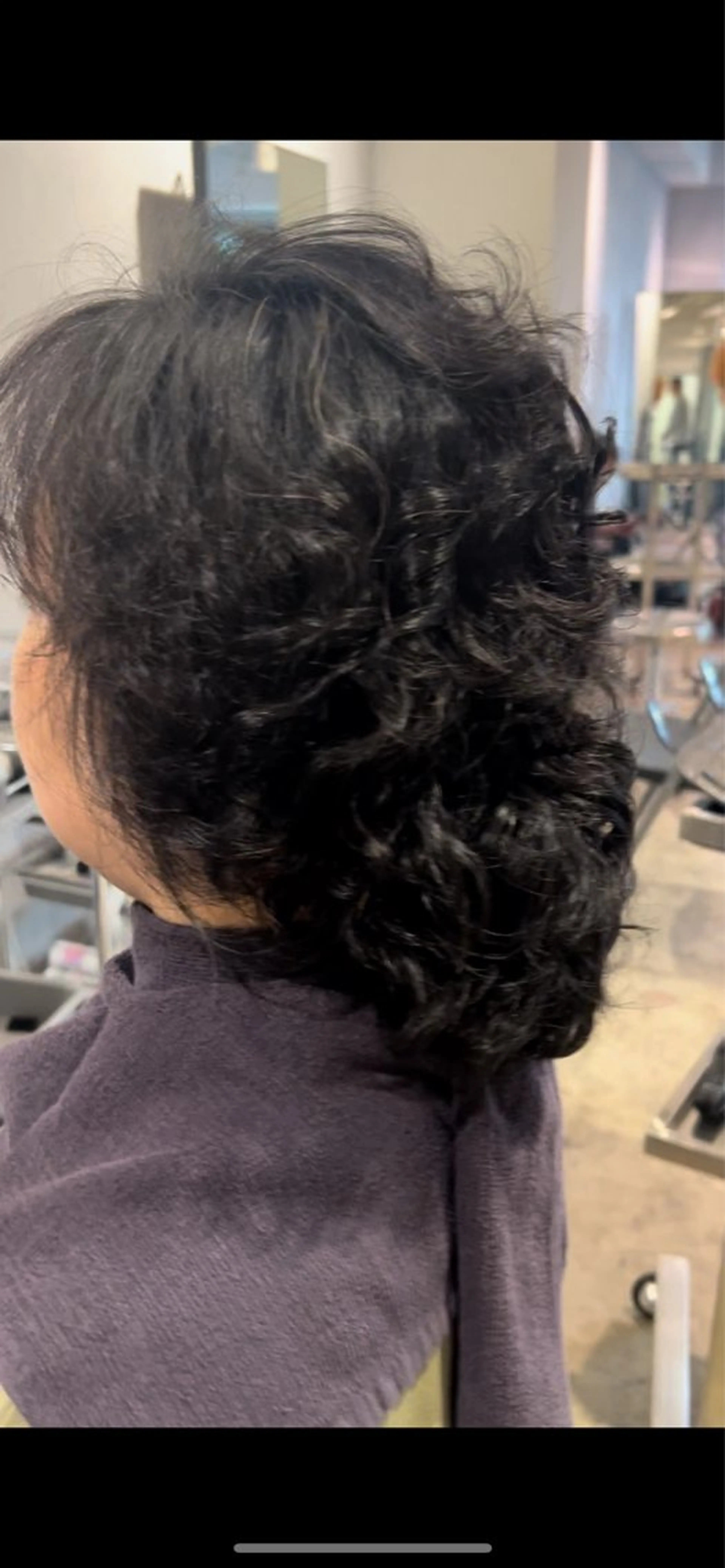 セミロング パーマ ITbyALBUM藤沢店所属・IT by ALBUM立川のヘアスタイル