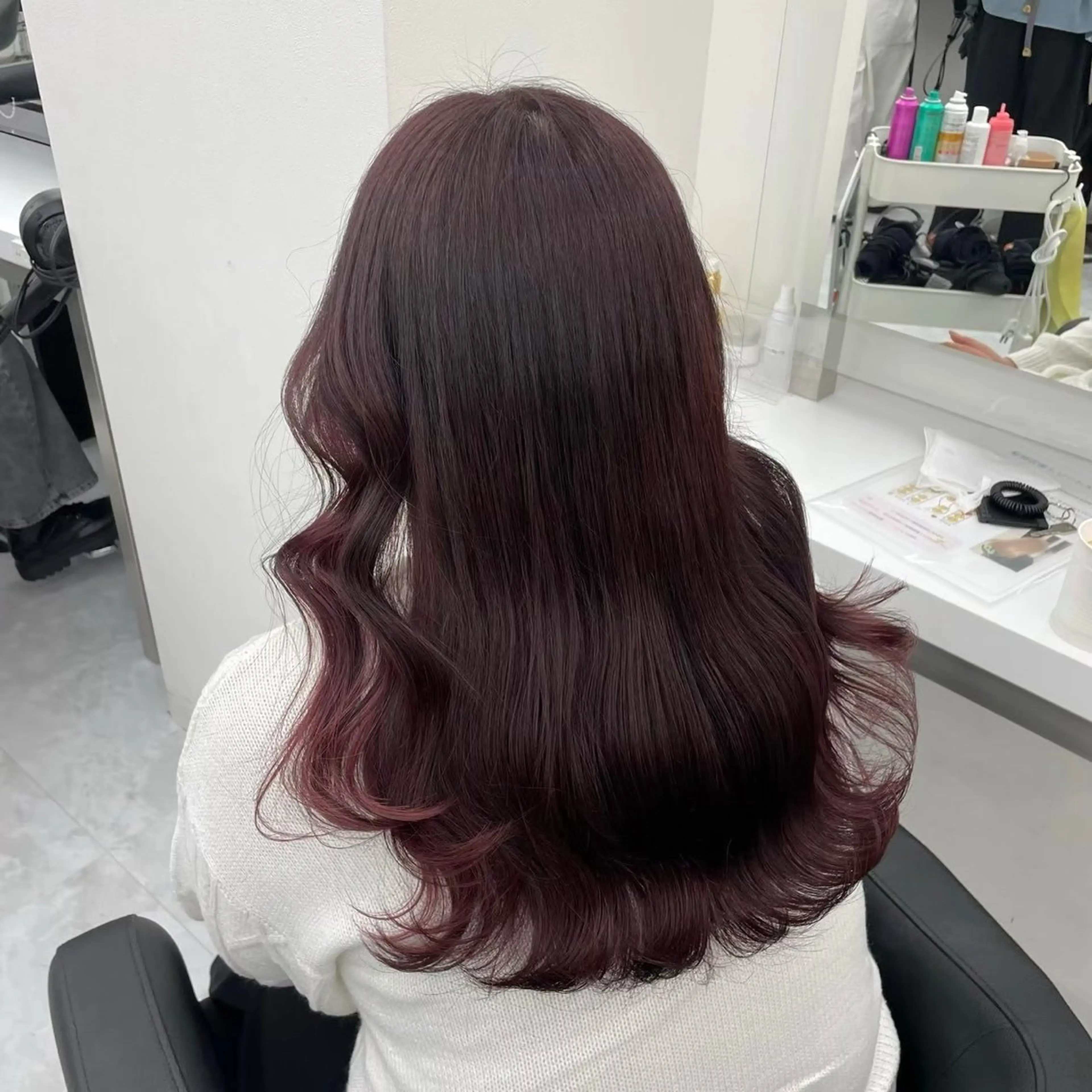 カラー ユイ☆ハイトーン ☆ブリーチデザインのヘアスタイル