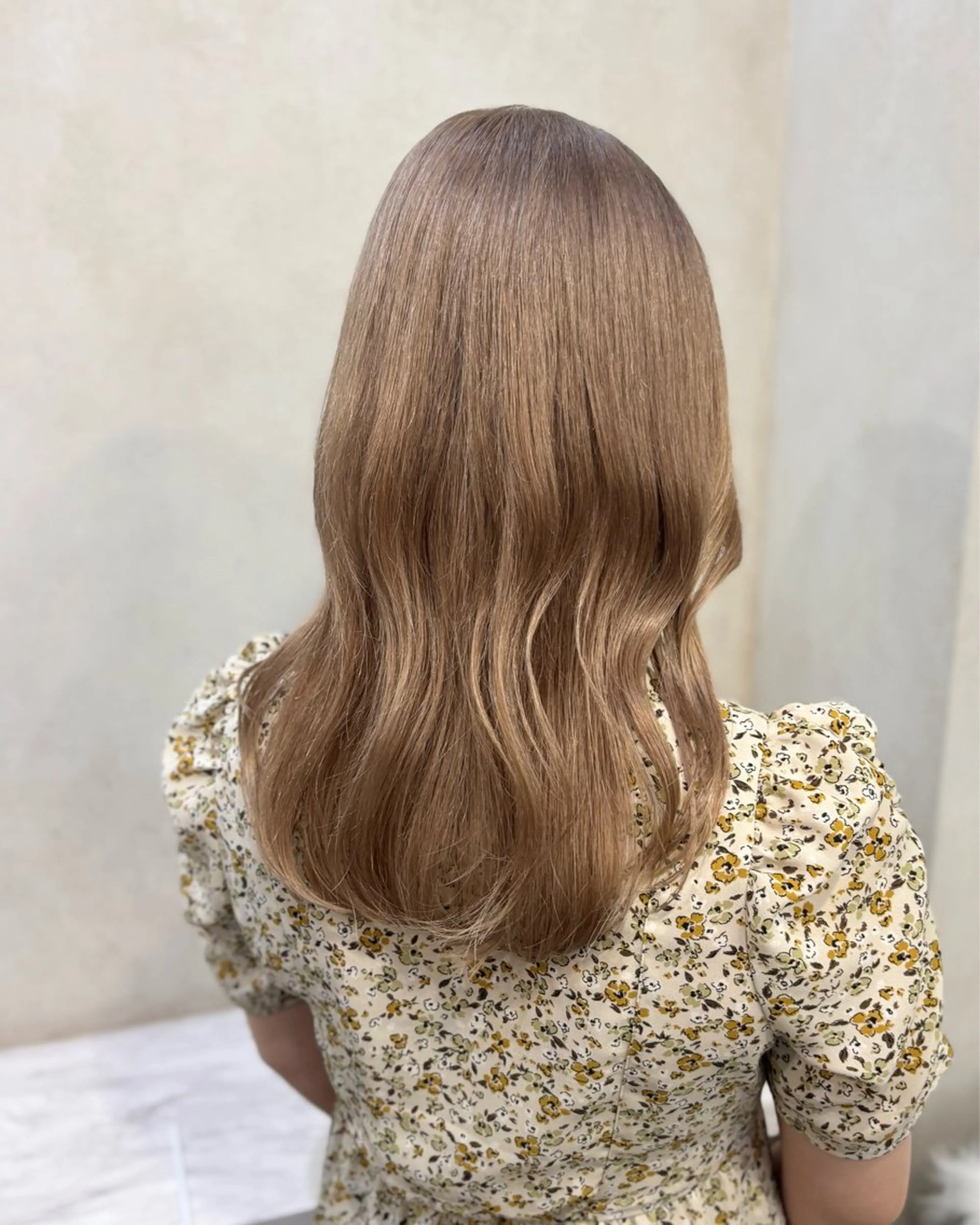 セミロング カラー ヘアカラー 杉田 涼のヘアスタイル