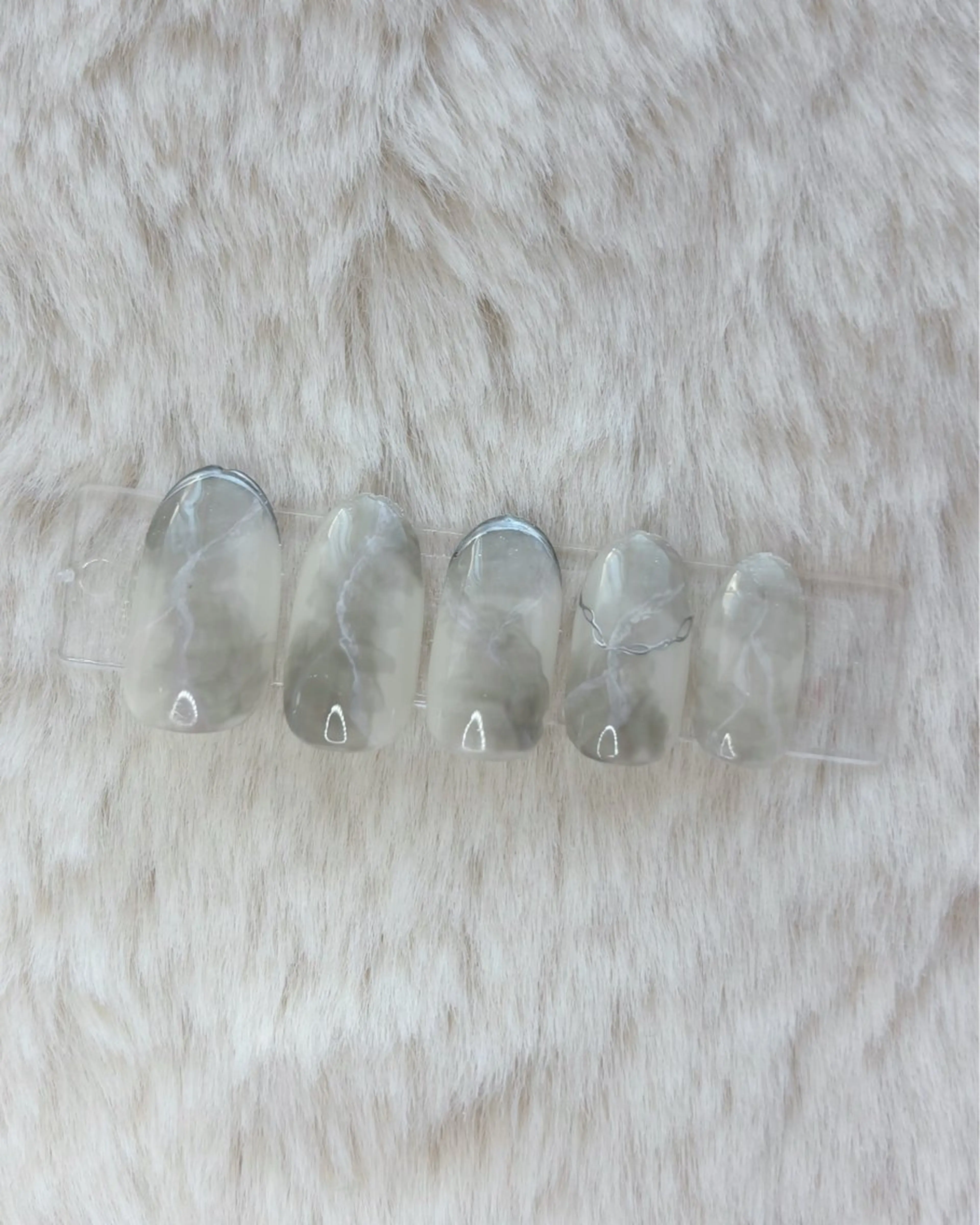 ネイル ハンドネイル 國本 由奈のネイルデザイン