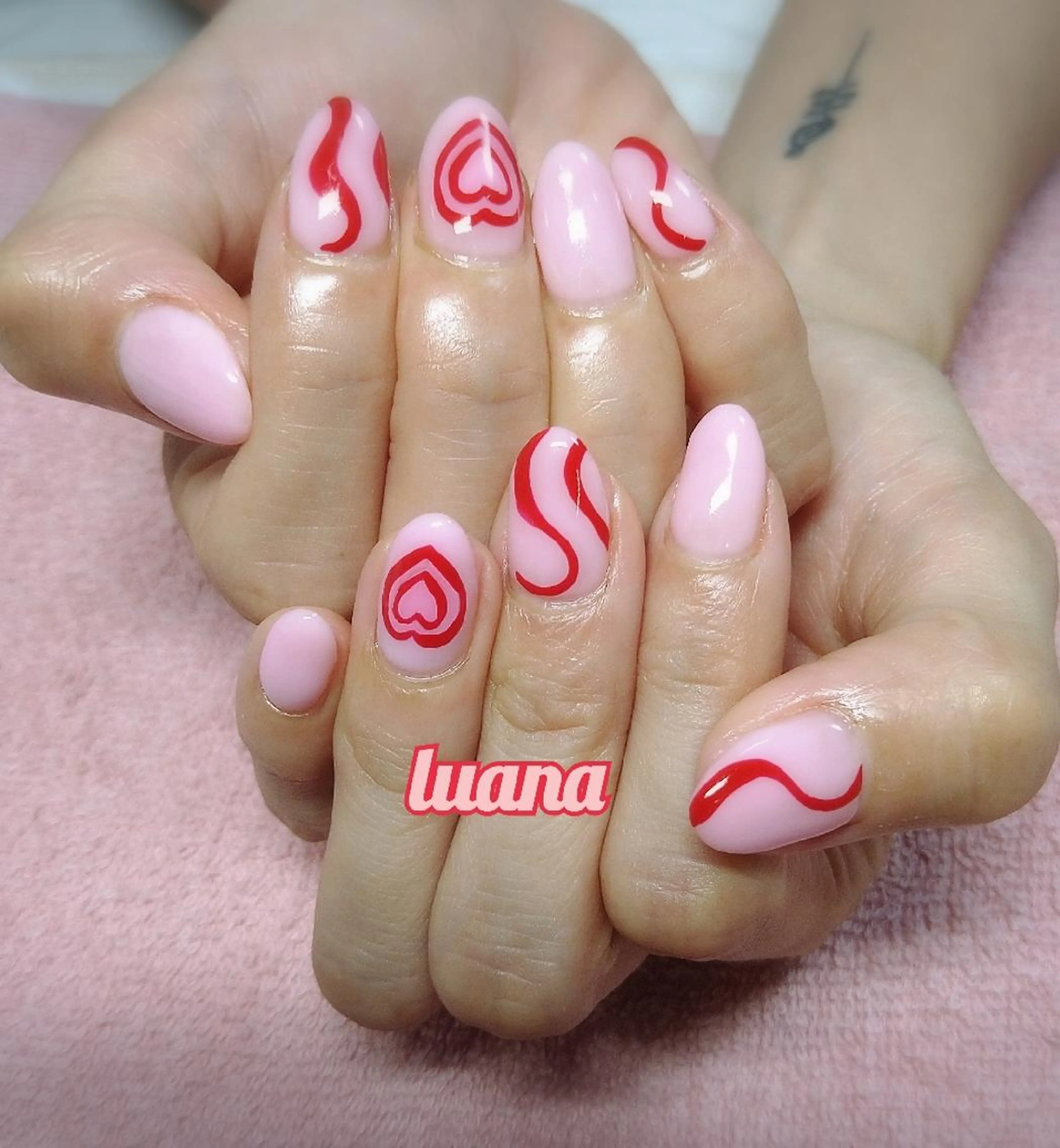 ネイル LUANA  TAKAHASHIのネイルデザイン