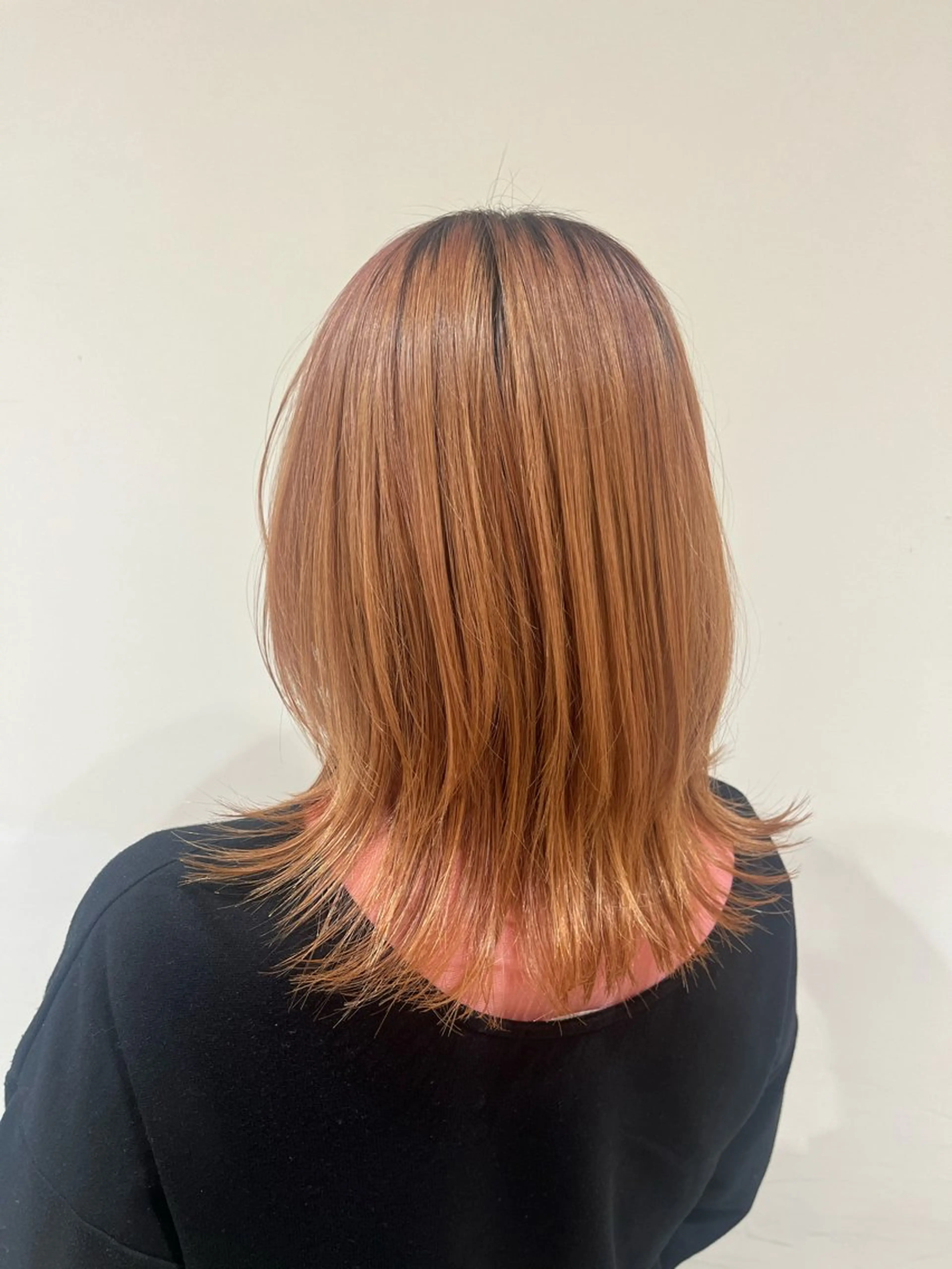 ミディアム カラー レイヤー/顔まわり 透明感カラー柳澤優名のヘアスタイル