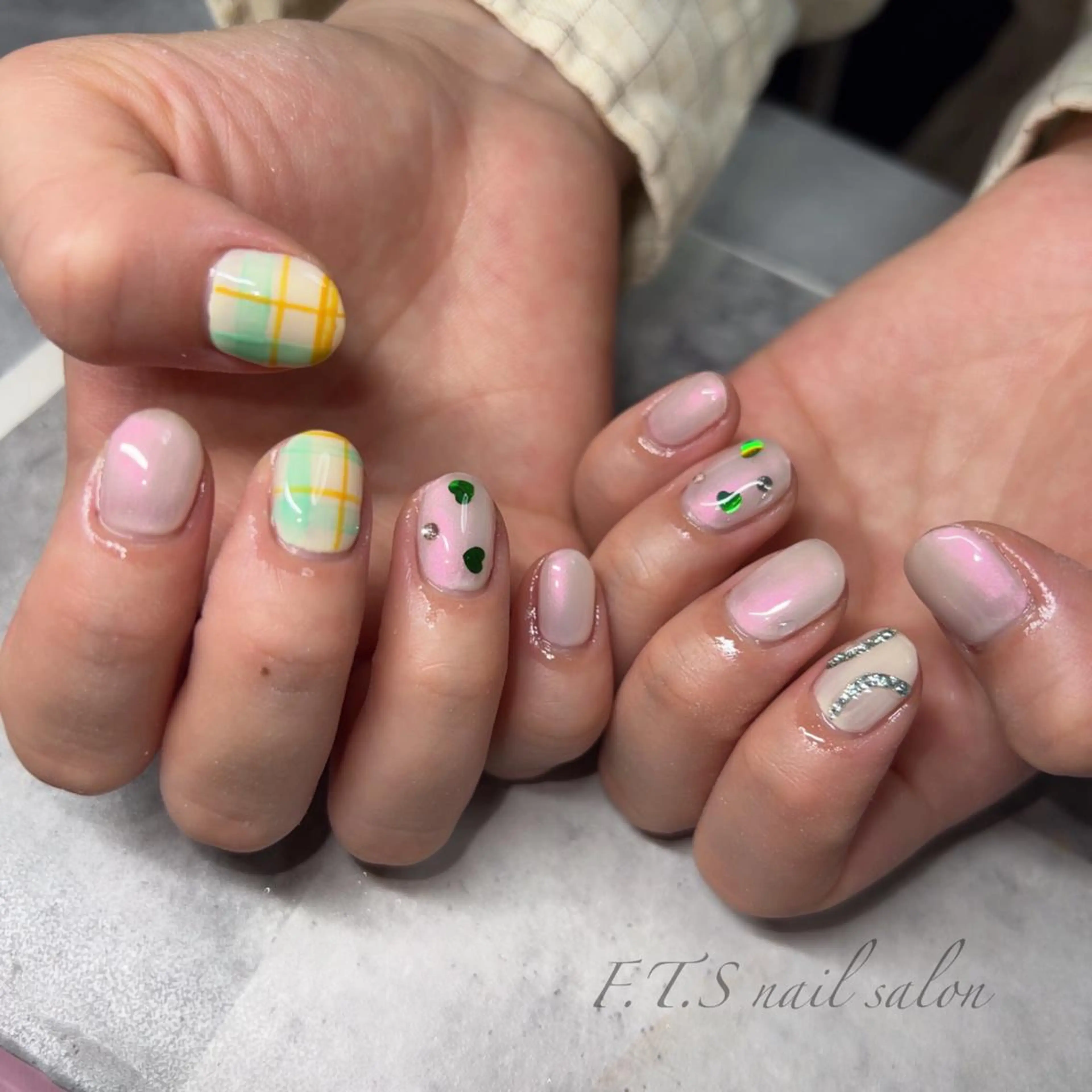 ネイル ハンドネイル F.T.S nailのネイルデザイン