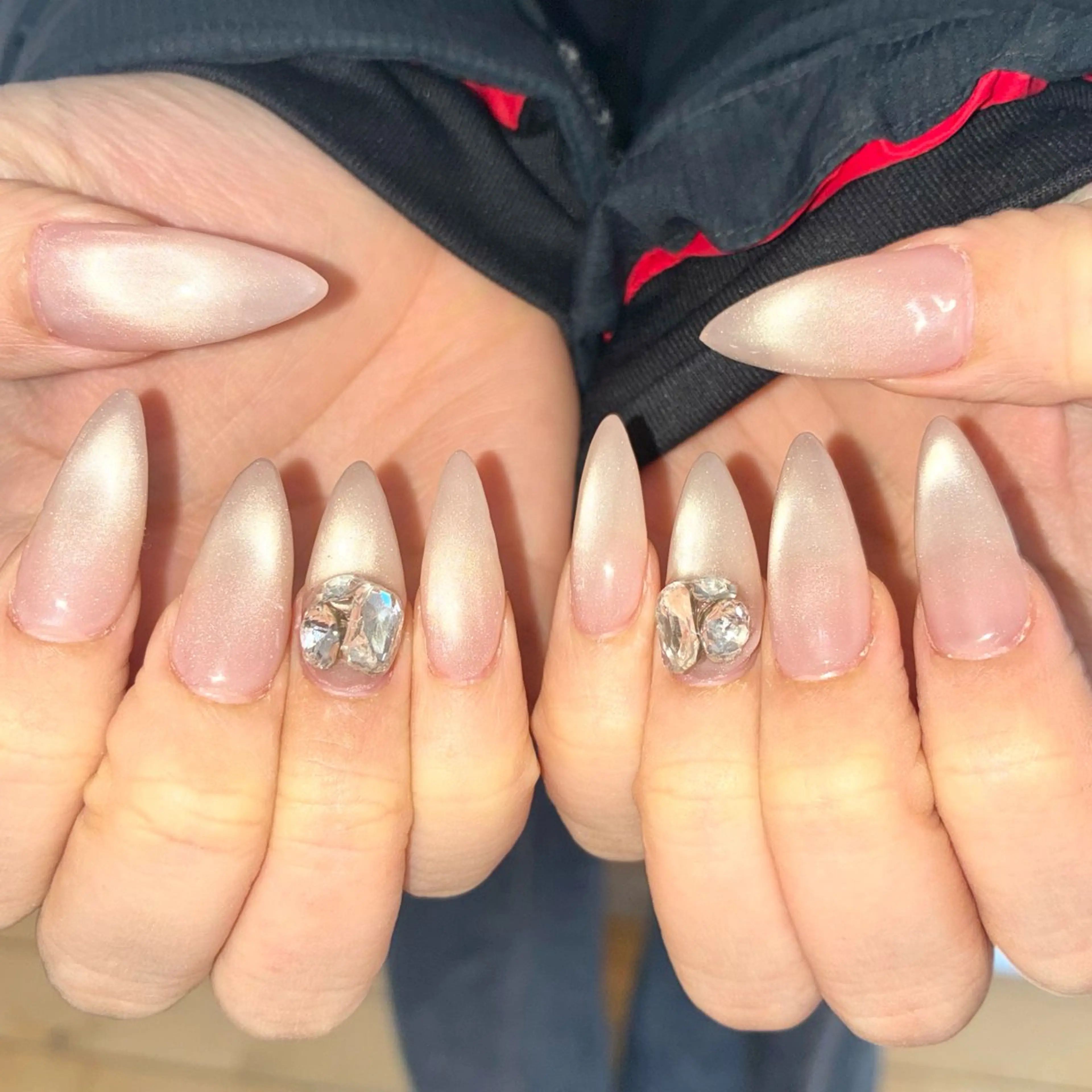 ネイル ジェルネイル マグネットネイル ハンドネイル Nail ヌシん家 AKANEのネイルデザイン
