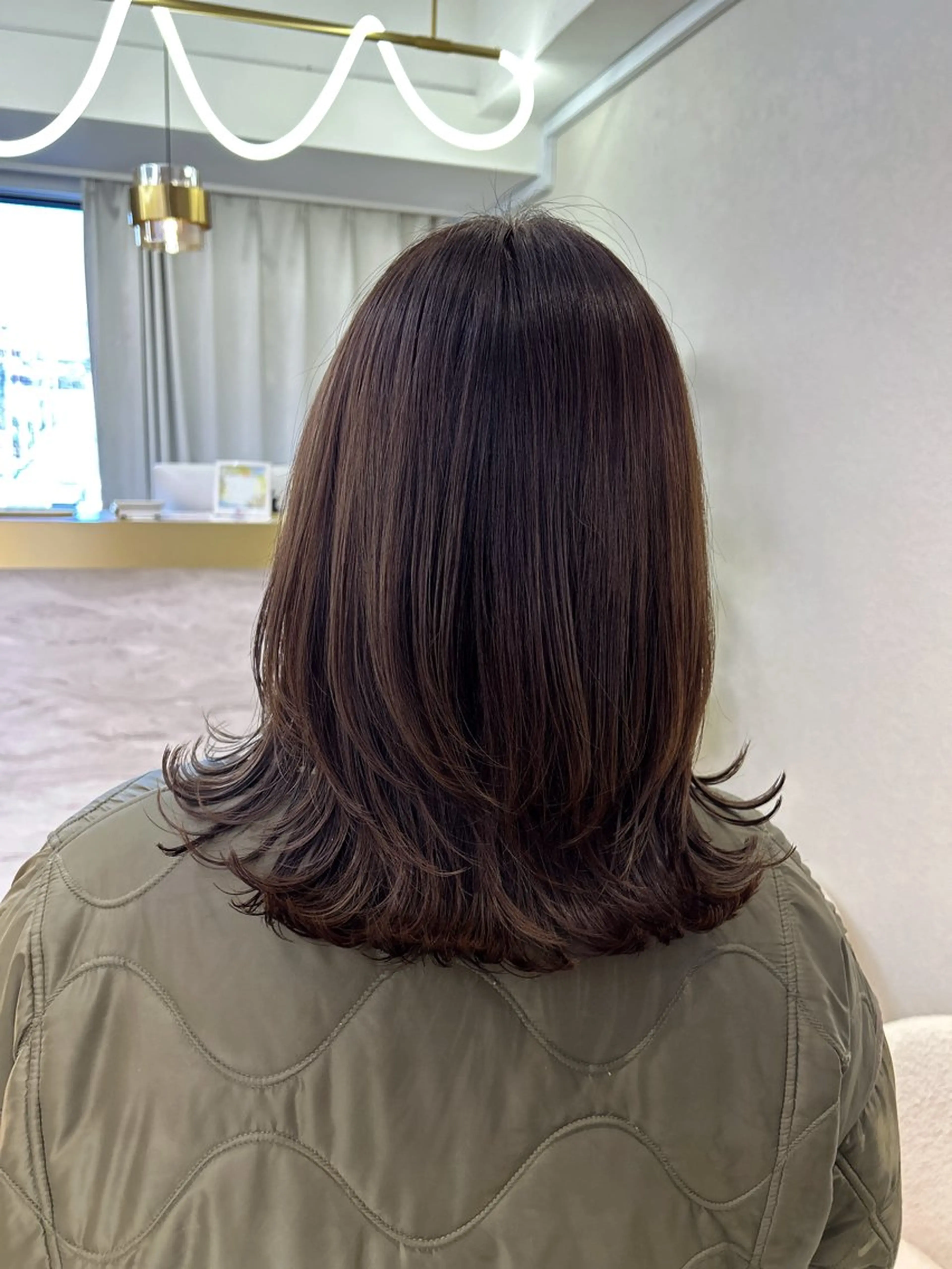 ミディアム カラー カット ヘアカラー トリートメント 佐合 梨花 / ｅａｕ〈オー〉のヘアスタイル