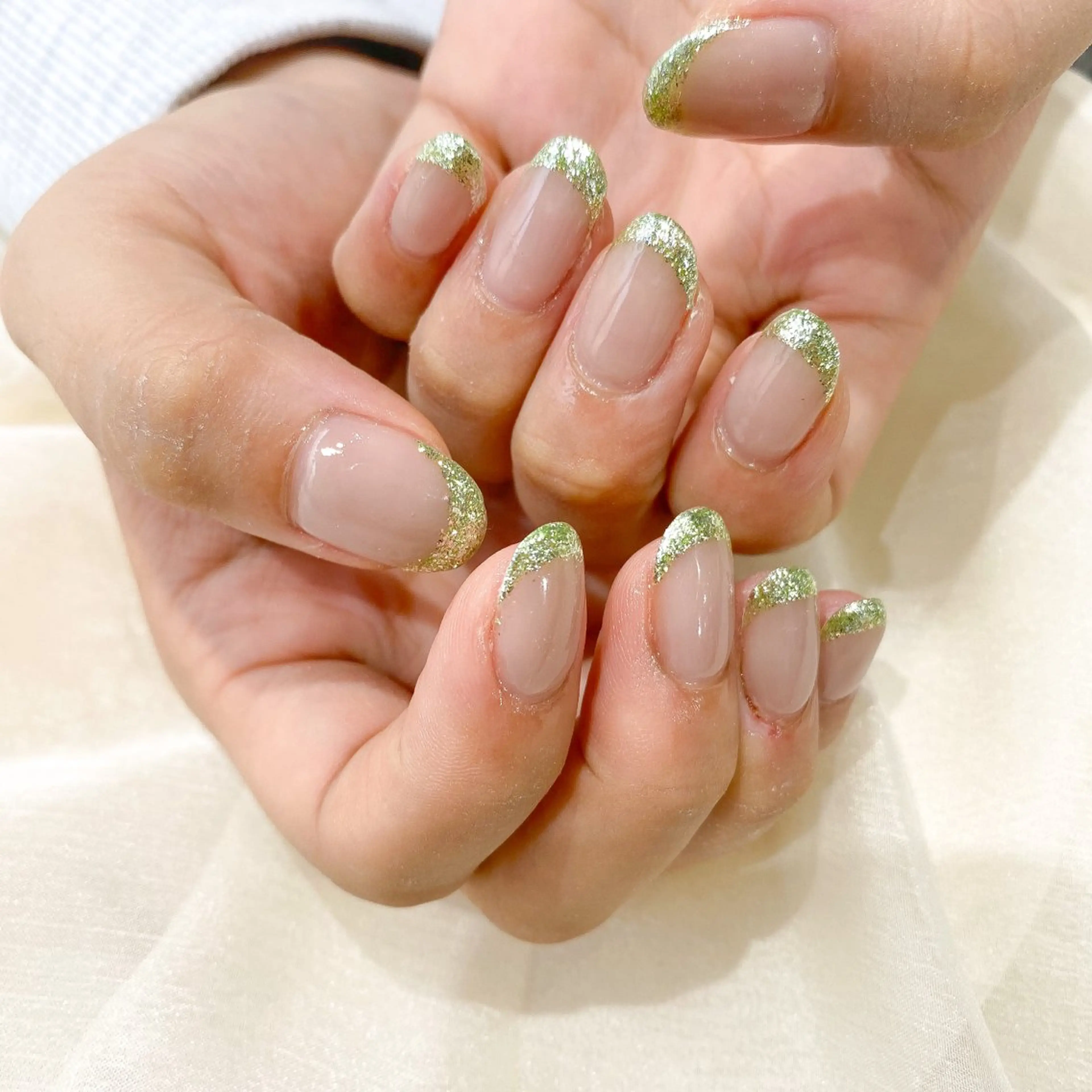 ネイル フレンチネイル ラメ(グリッター) ネイル空間所属・muguet🎀 nailのネイルデザイン