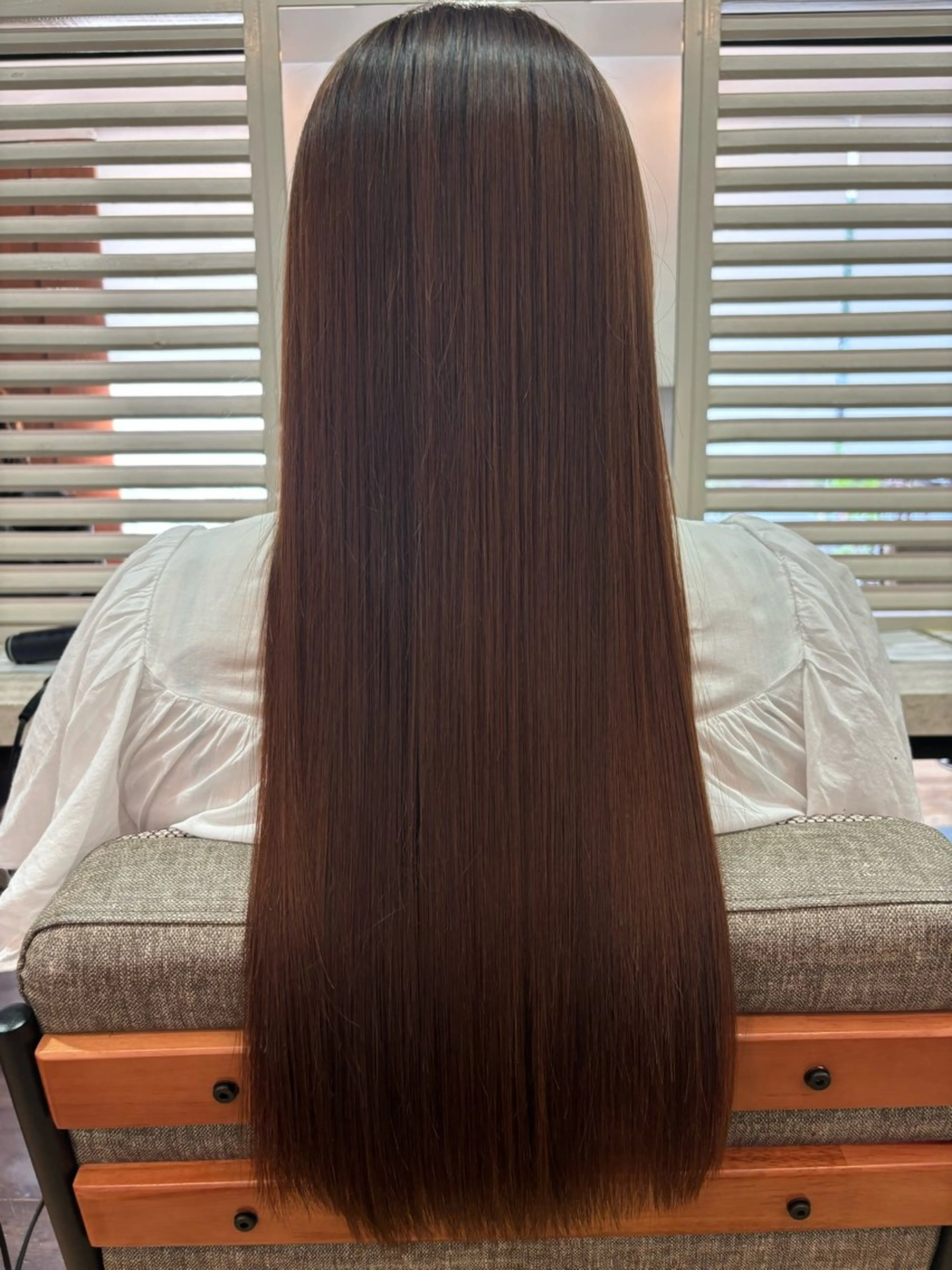 ロング 髪質改善 縮毛矯正 トリートメント 酸性ストレート 酸熱トリートメント カット ヘアカラー トリートメント 髪質改善 jewelboxのヘアスタイル