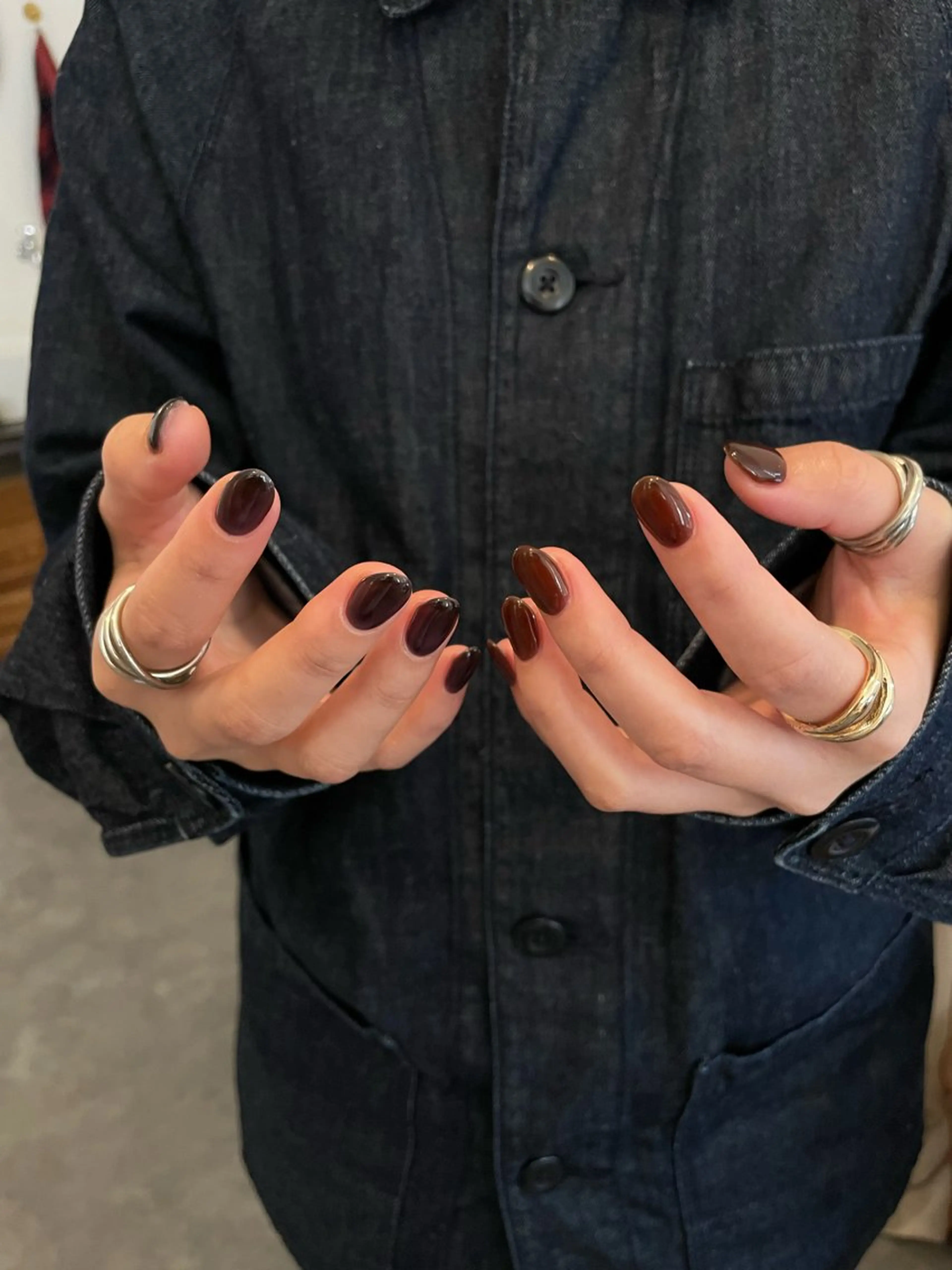 ネイル ブラウン ネイビー ハンドネイル roof nailのネイルデザイン