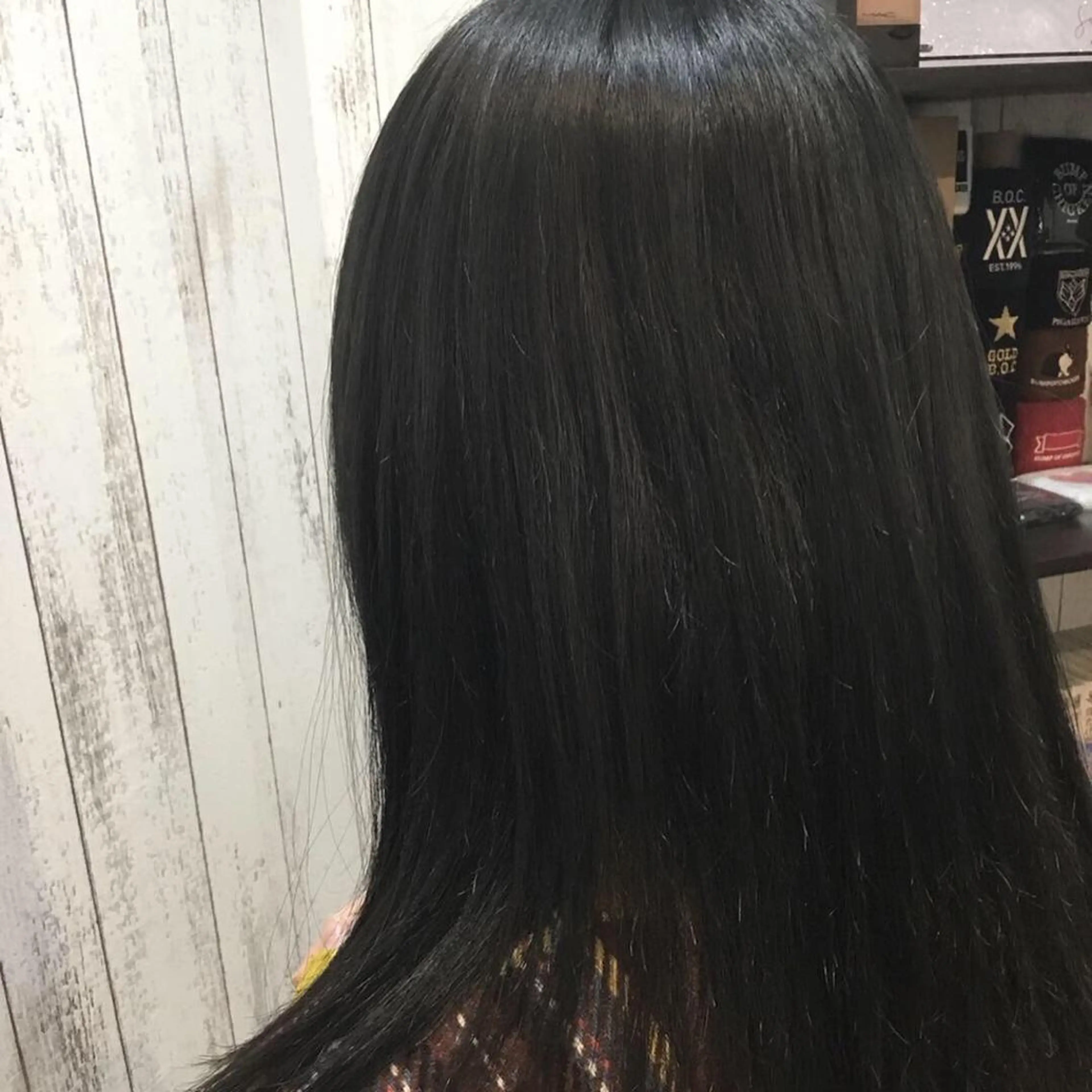セミロング カラー embrace エンブレイスのヘアスタイル