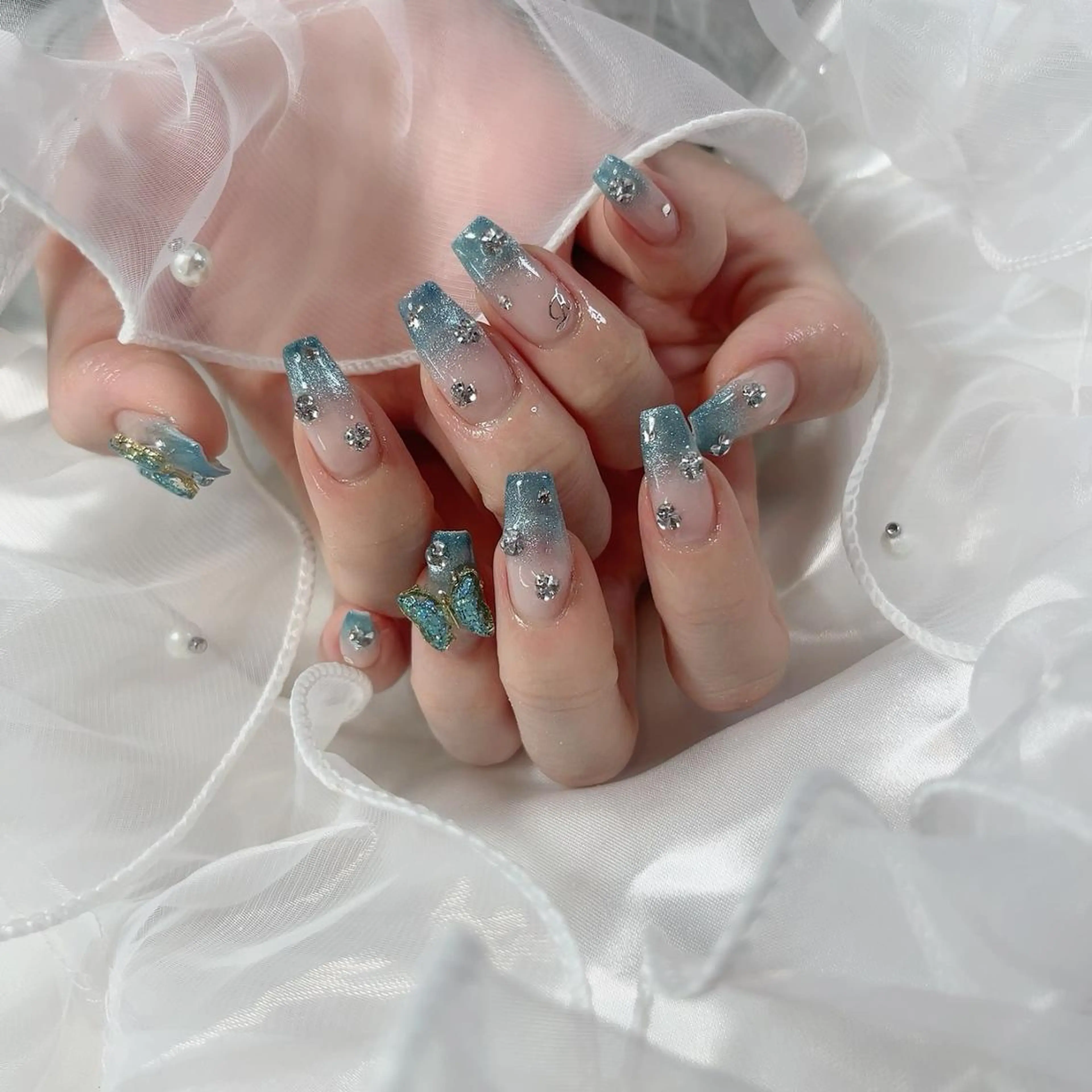 ネイル ミーネイル心斎橋 ☆NATSUKI☆のネイルデザイン