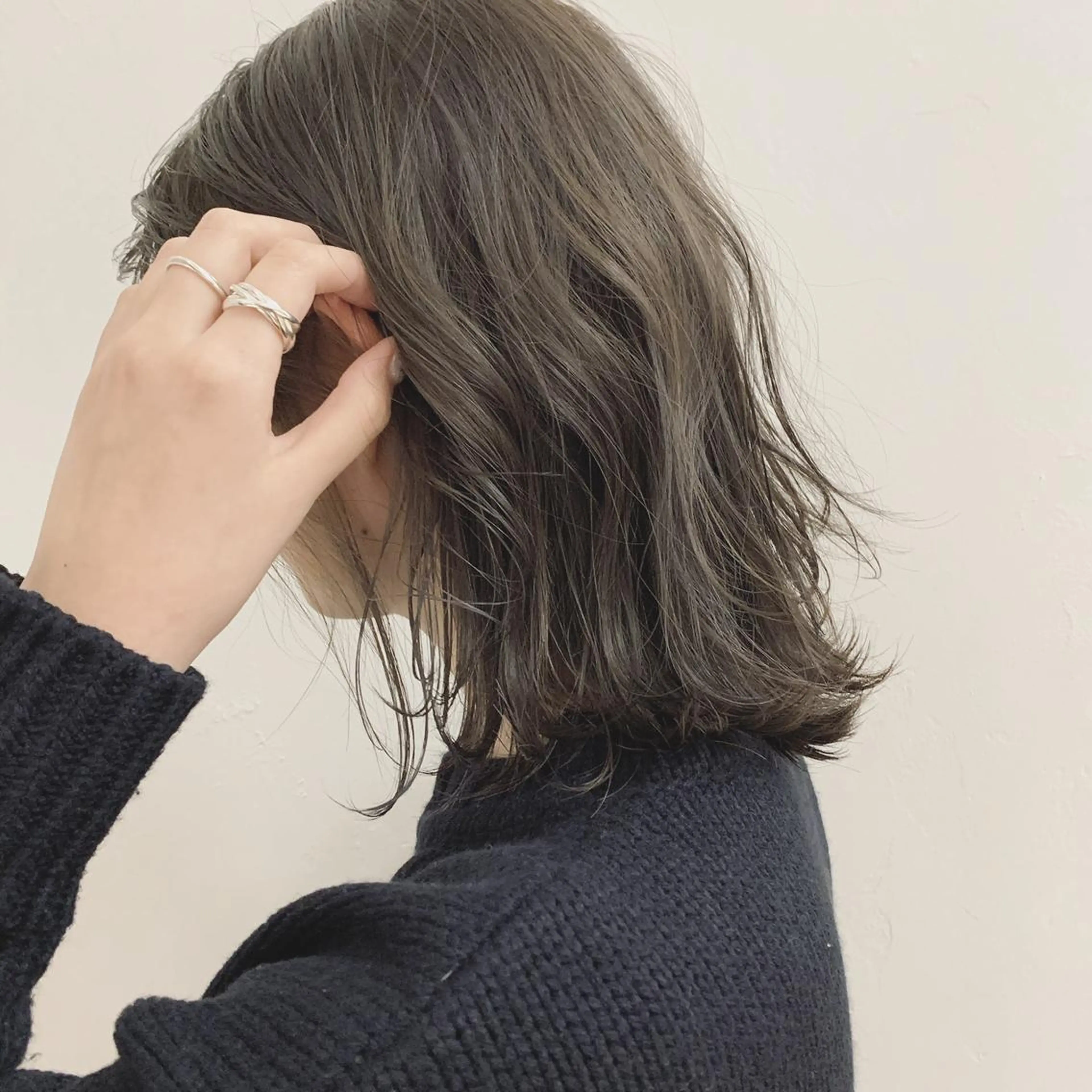 セミロング カラー マツエク・マツパ ヘアカラー トリートメント ハイトーン&暗髪🔥 表参道二刀流マエダのヘアスタイル