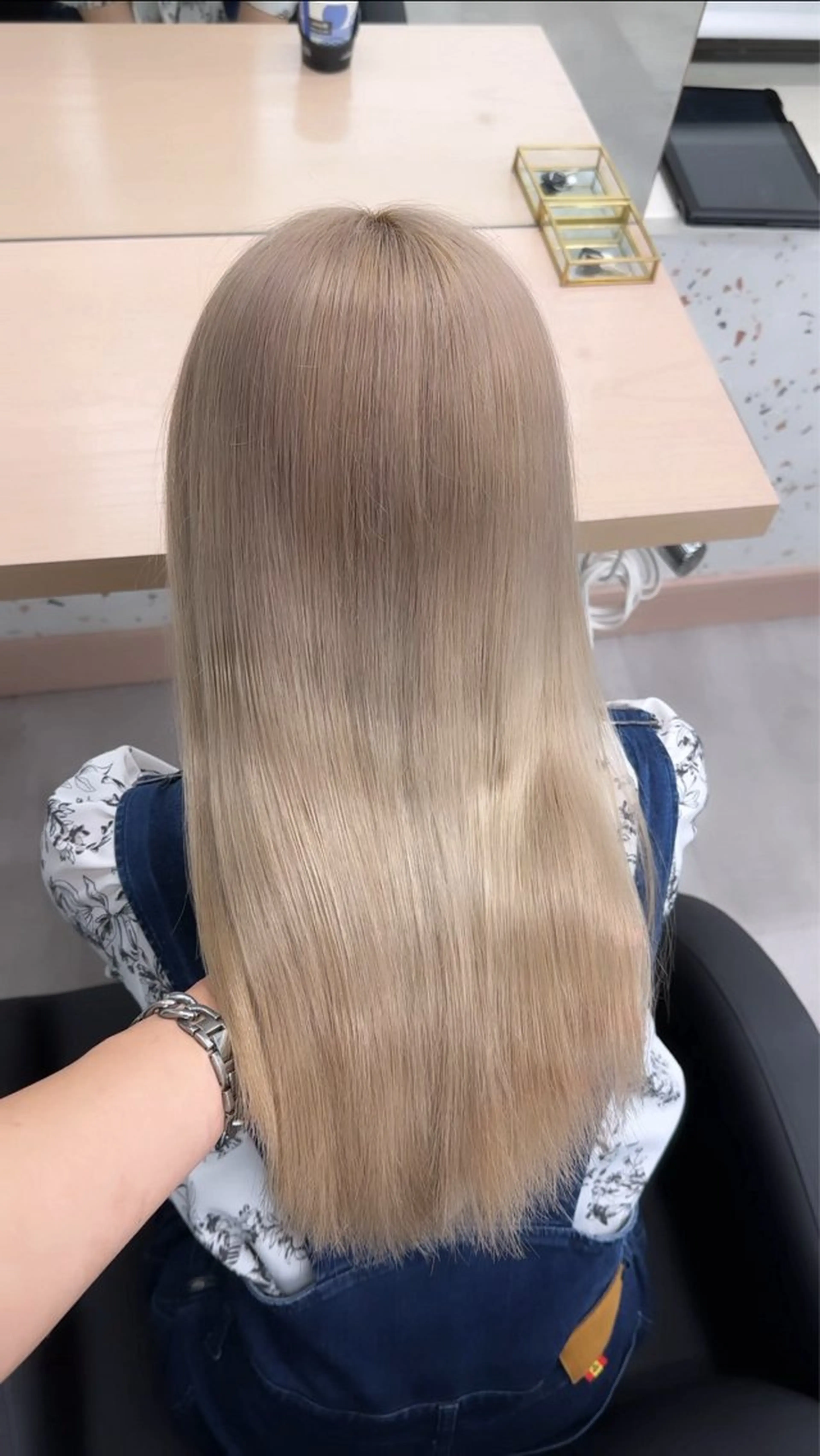 ☀️リタッチブリーチクーポン☀️2cm以内リタッチブリーチ＋フルカラー＋オリジナルTR☘️の写真