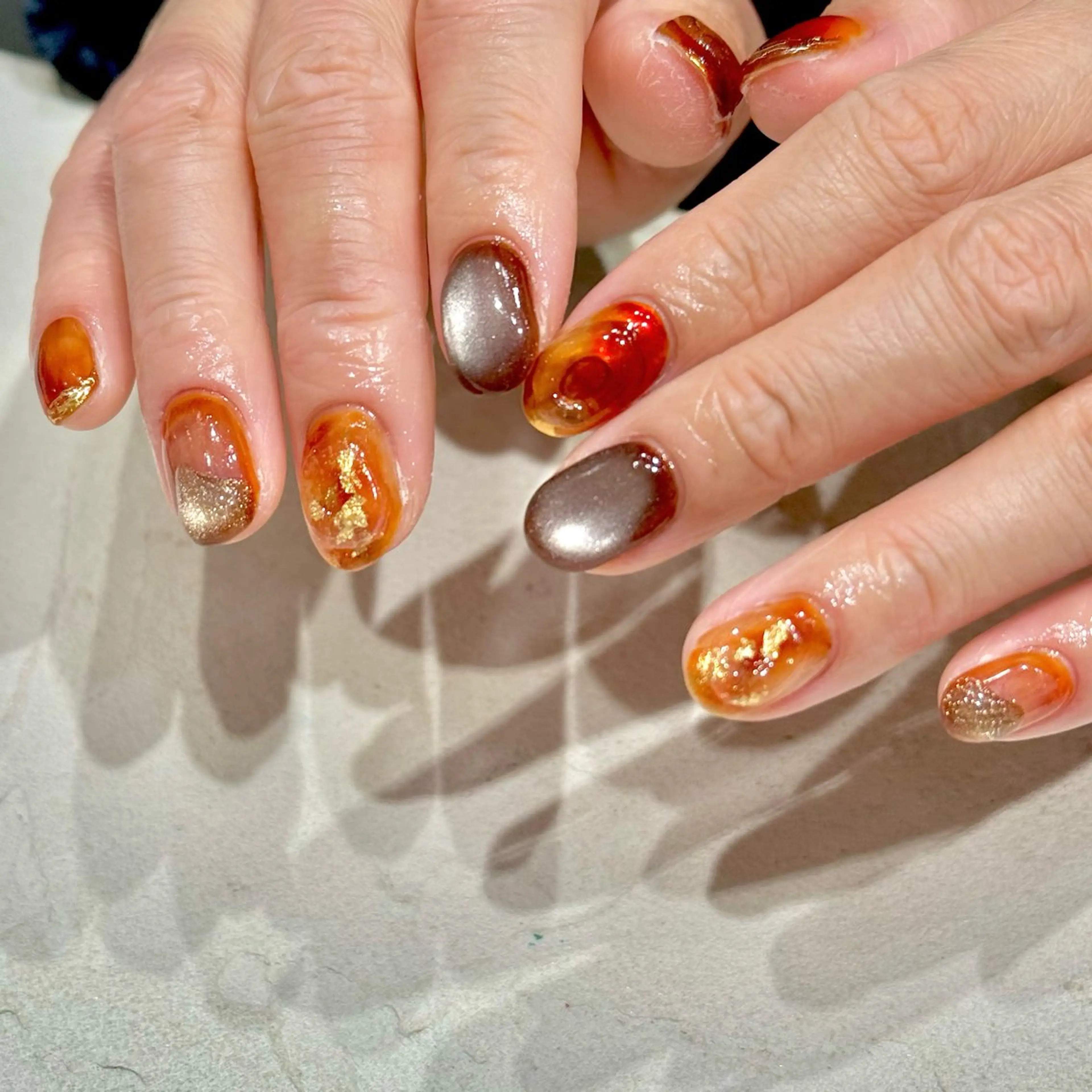 ネイル マグネットネイル ニュアンスネイル ぷっくりネイル ハンドネイル Bianca YAMADA☺︎のネイルデザイン