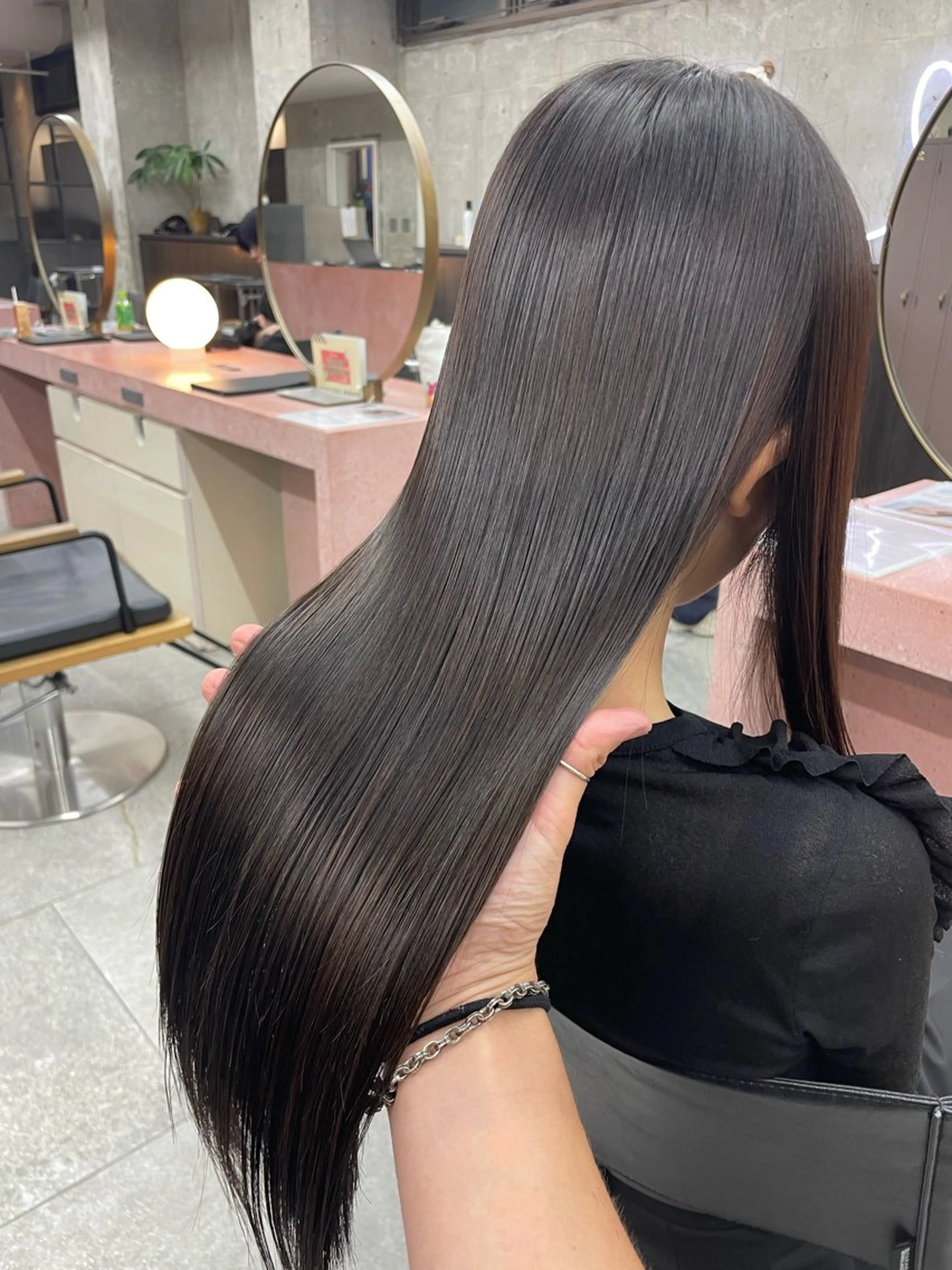 ロング カラー パーマ 伸ばしかけ 縮毛矯正 酸性ストレート ストレートパーマ カット 縮毛矯正 トリートメント 江上拓郎/ショート /酸性ストレートのヘアスタイル