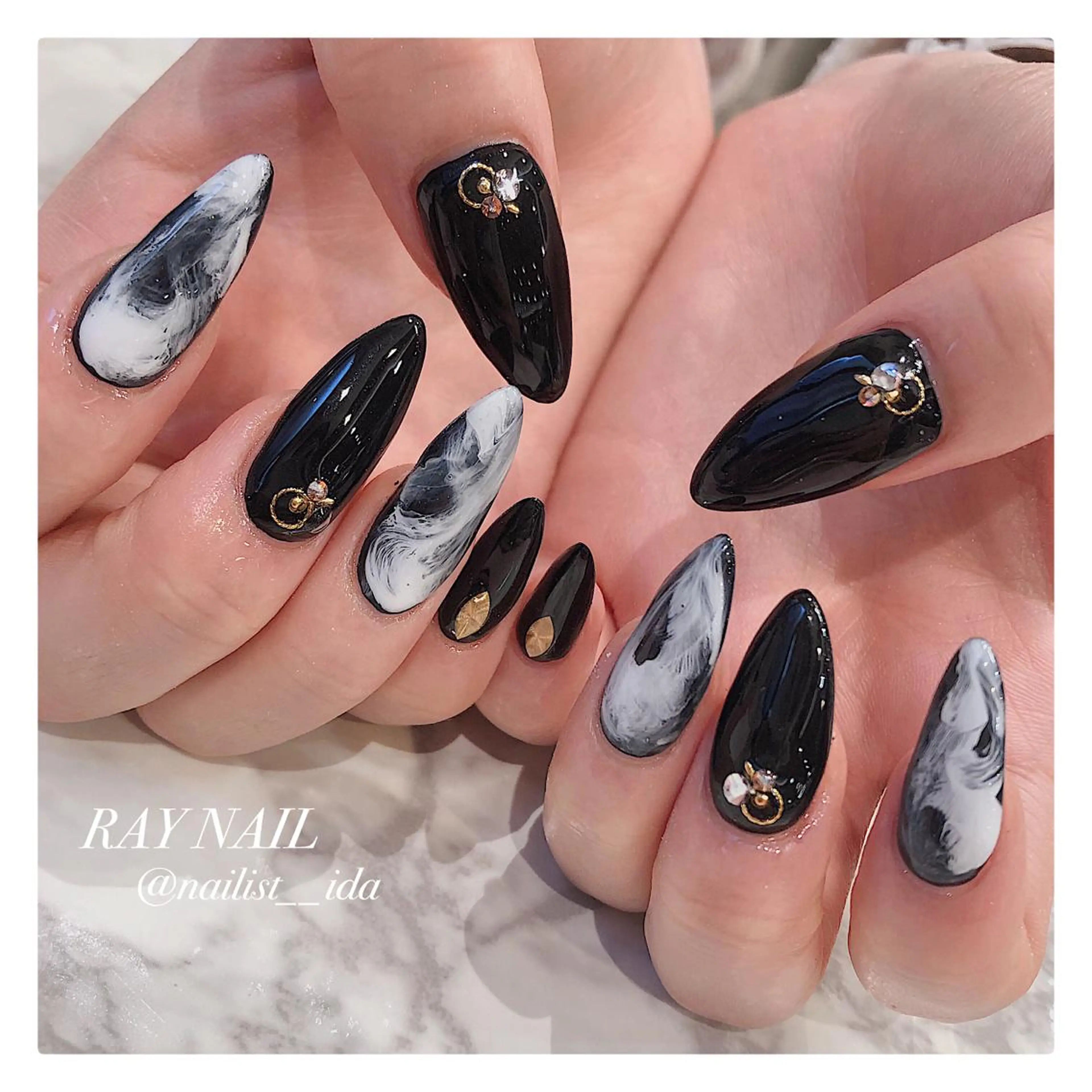 ネイル Arowa 伊田のネイルデザイン